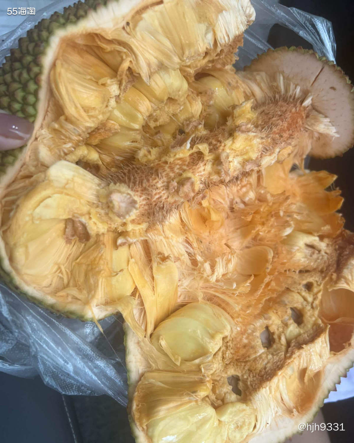 🦐继续海鲜大餐～这次是去了海南的菜市场，买了很多海鲜，然后