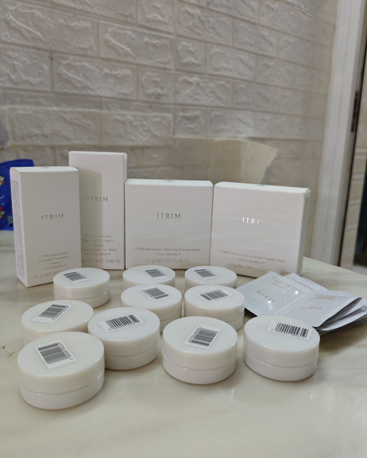 Itrim是**的停产了，最近在各个博主直播间进行清仓甩卖，