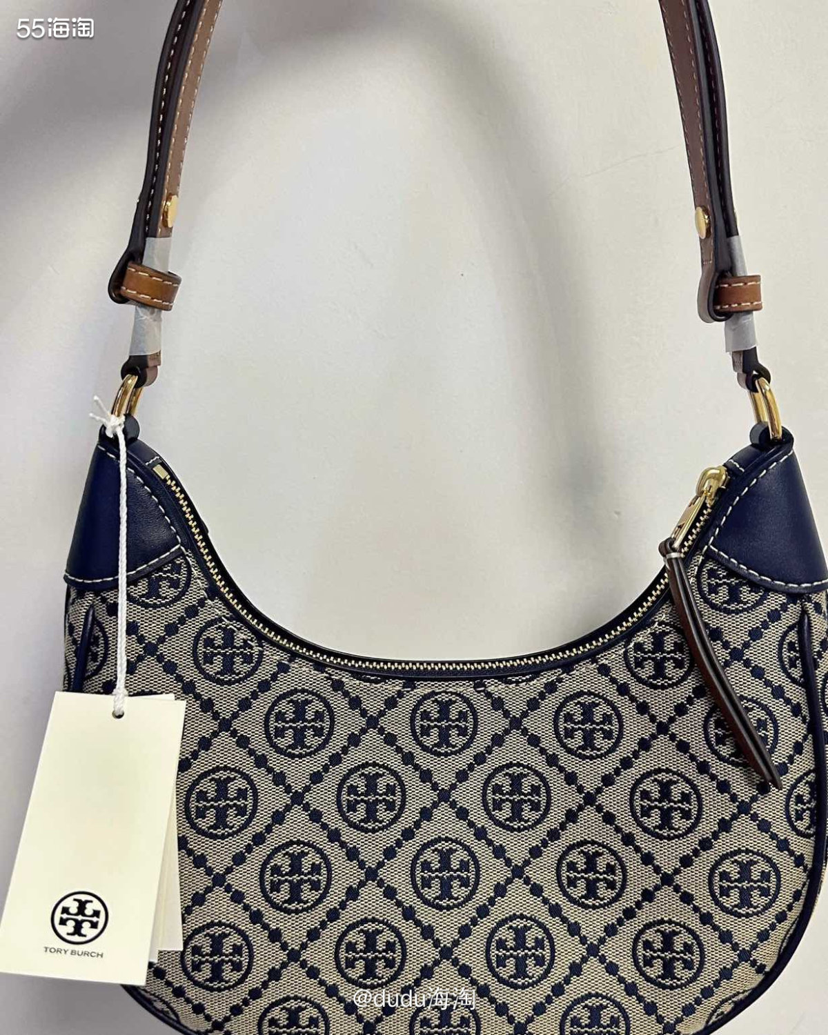 💓来开箱一个ToryBurch蓝色老花腋下包，图片是顾客发