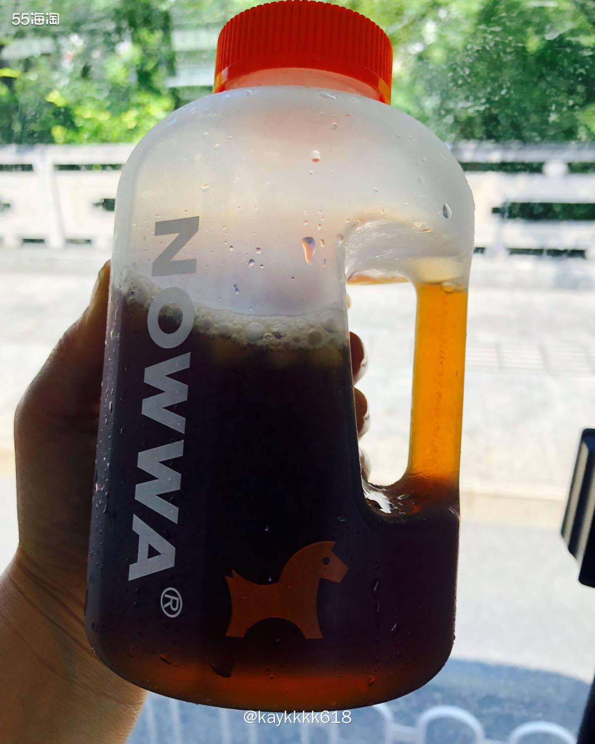 前几天所有女生直播间团购了一张饿了么的咖啡券，Nowwa咖啡