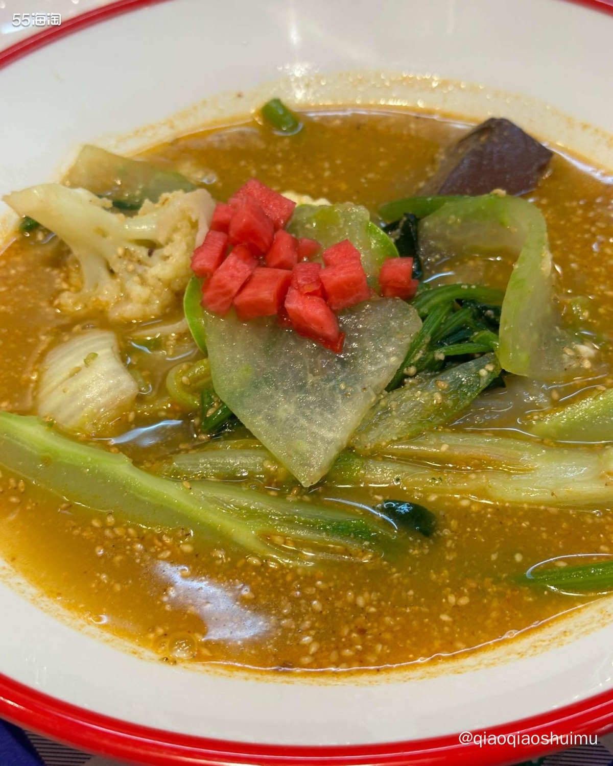 这几天吃面条子吃羊肉有点顶不住了，好想吃点菜，想到来甘肃怎么