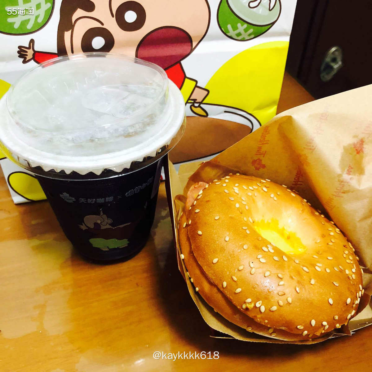 每次周一Tims都免运费那必须外卖安排起来！他家的贝果肉桂和