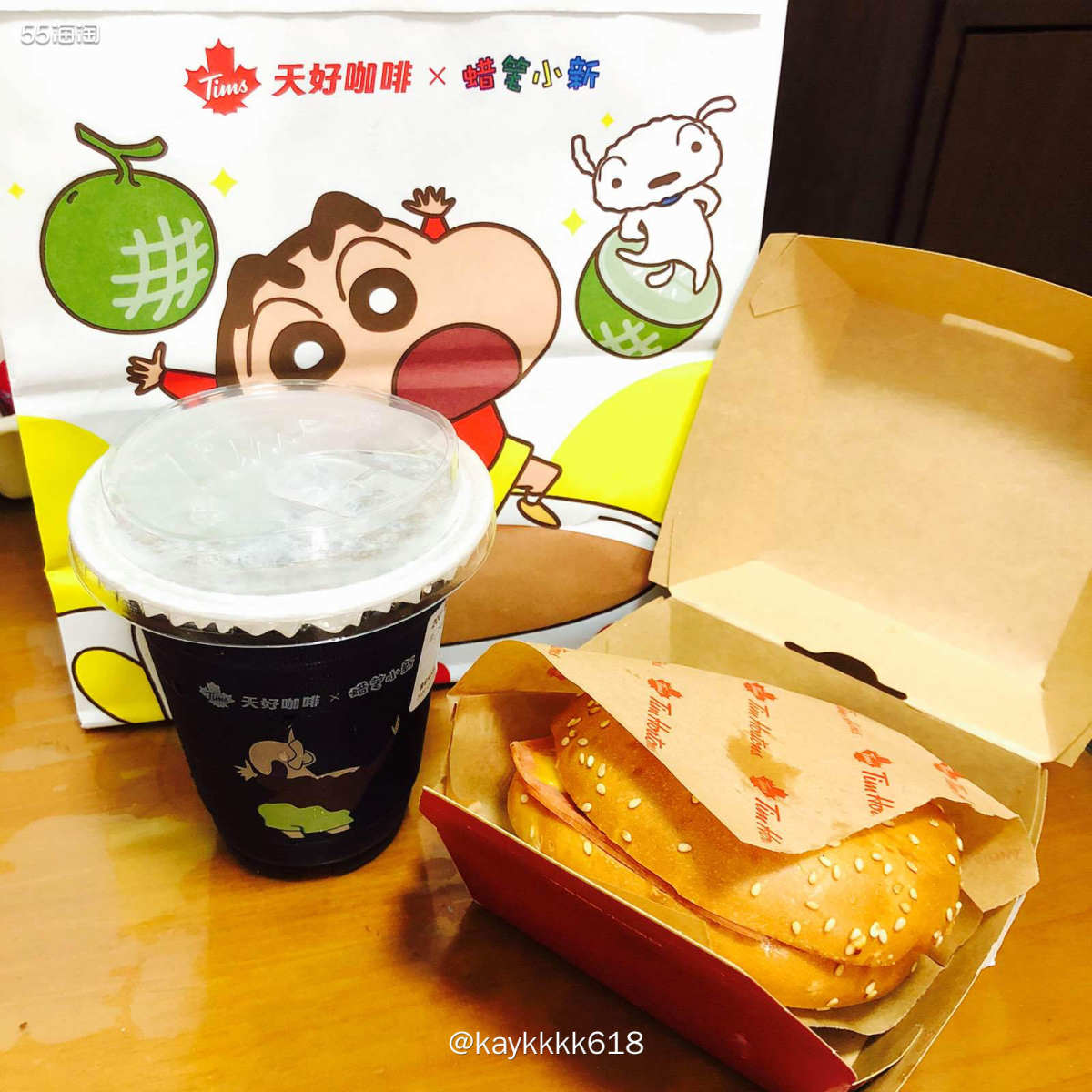 每次周一Tims都免运费那必须外卖安排起来！他家的贝果肉桂和