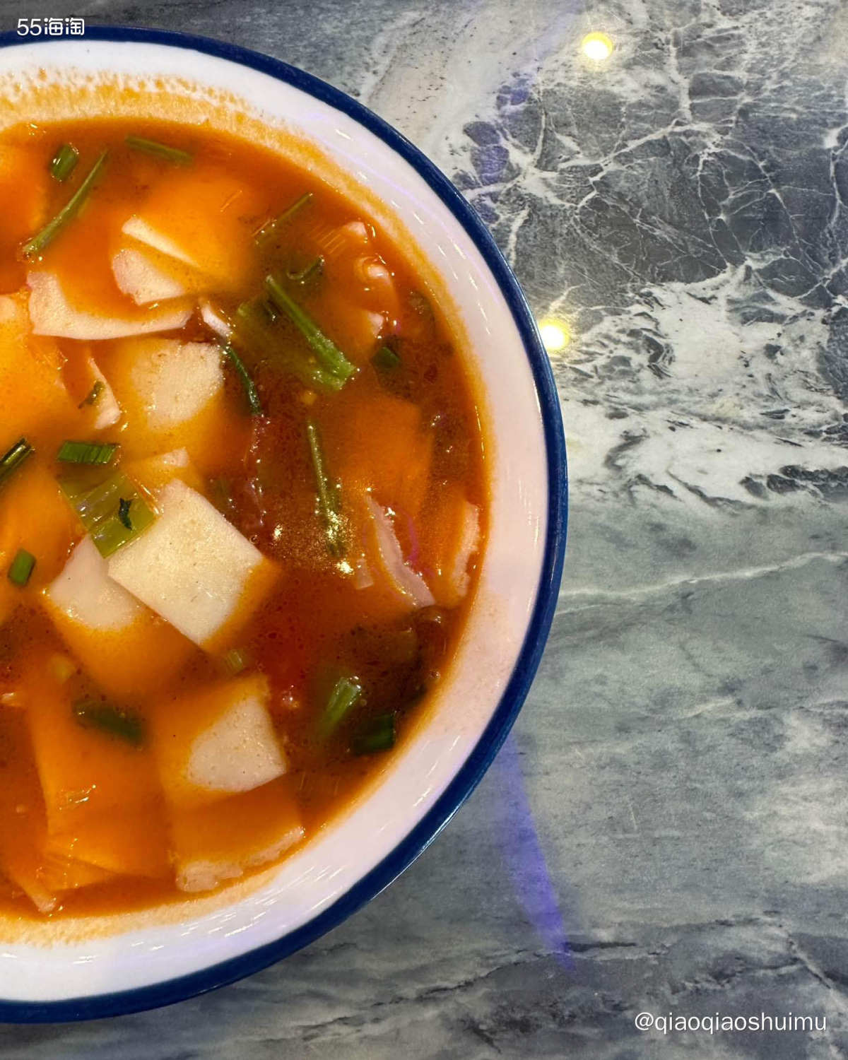 在兰州就听说了大名鼎鼎的阿西娅西北妈妈菜，但没时间吃。这次在