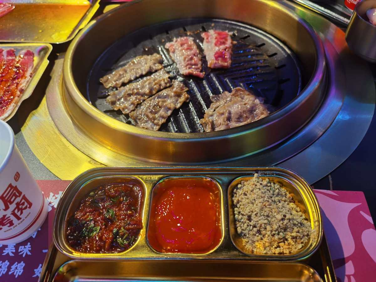 🌸来补美食帖了，先晒一顿月初的烤肉！月初在杭州玩并且住宿了