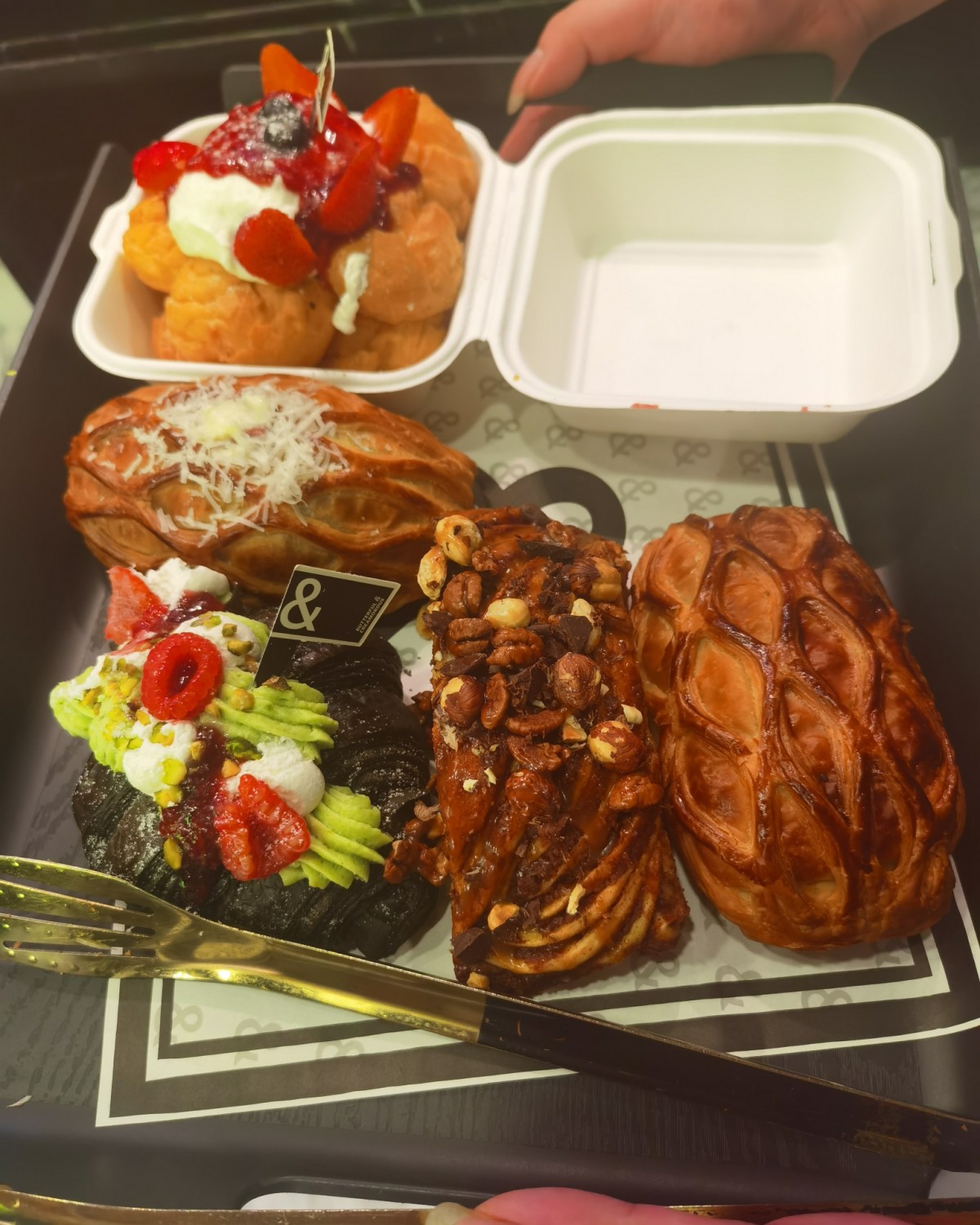 🌸8月初打卡BC黄油与面包踩雷了，花椒腰果面包，这是什么新