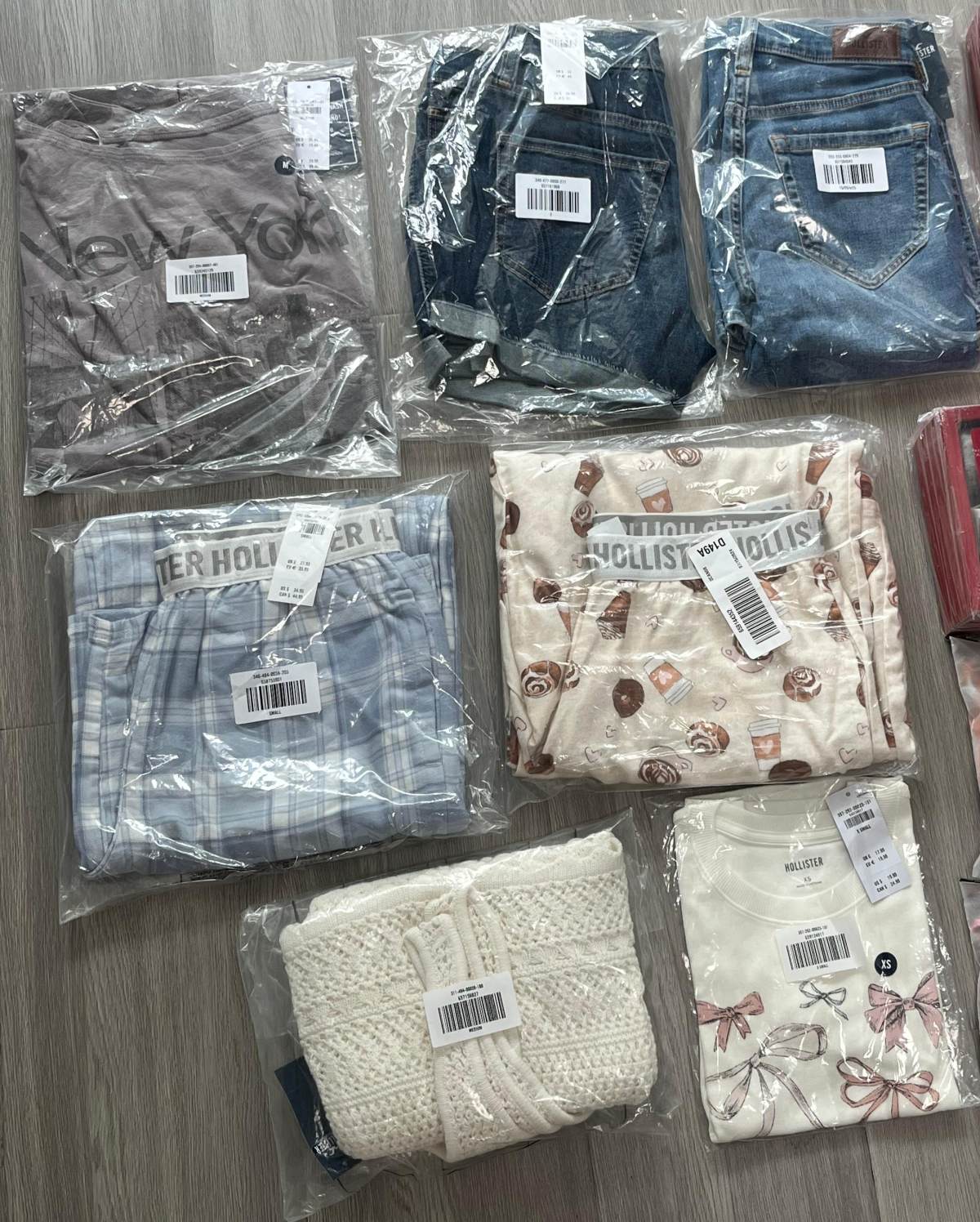 购买网站：小海鸥官网 购买商品：蓝色格子裤等 转运公司：转运