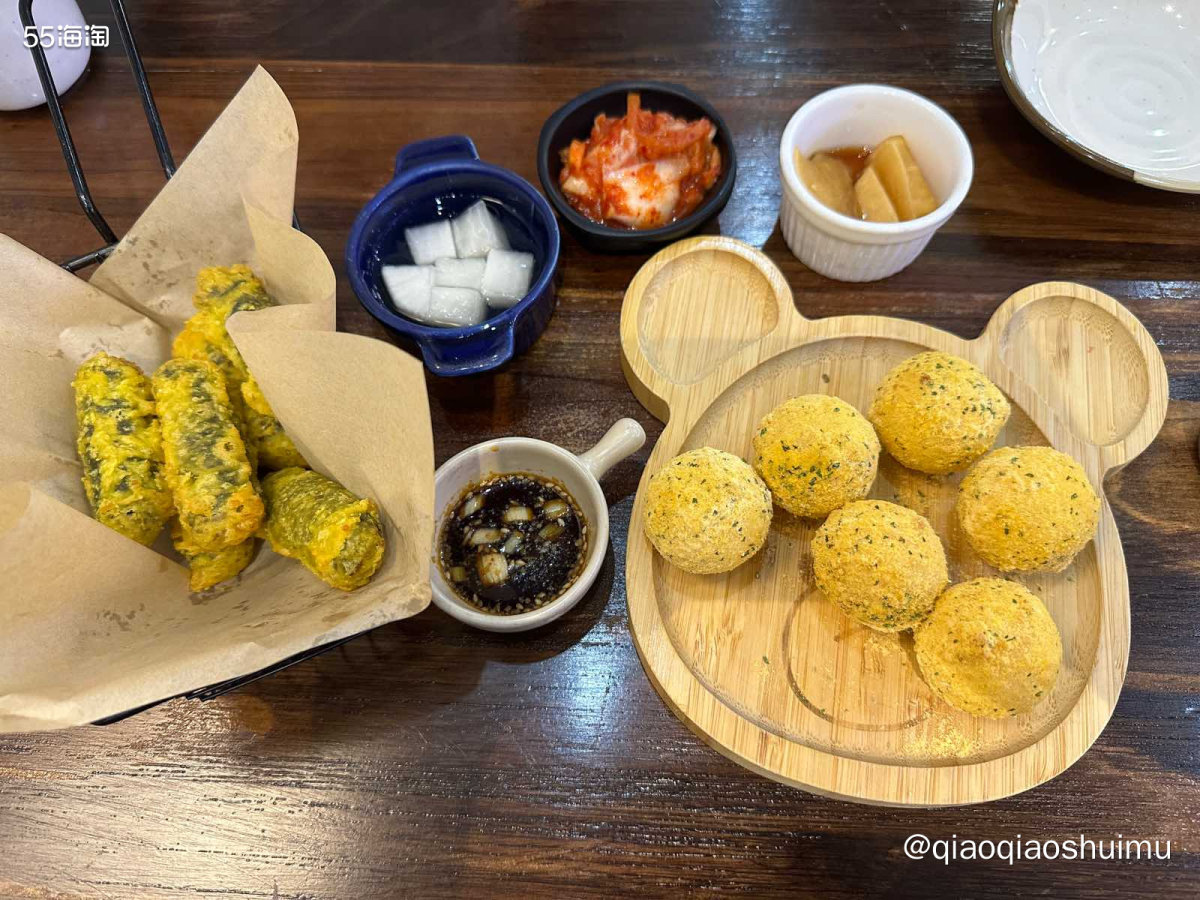 八月初新发现了一家地道韩国炸鸡店不是嘛，结果过了几周又馋了，