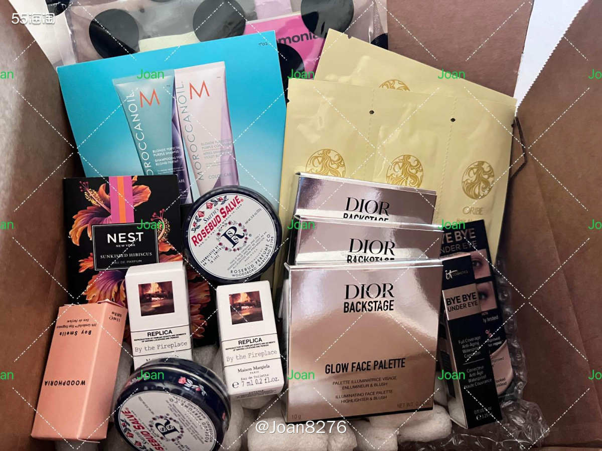 这一箱里面都是丝芙兰买的，3个雕牌高光，一个遮瑕小样还有2个