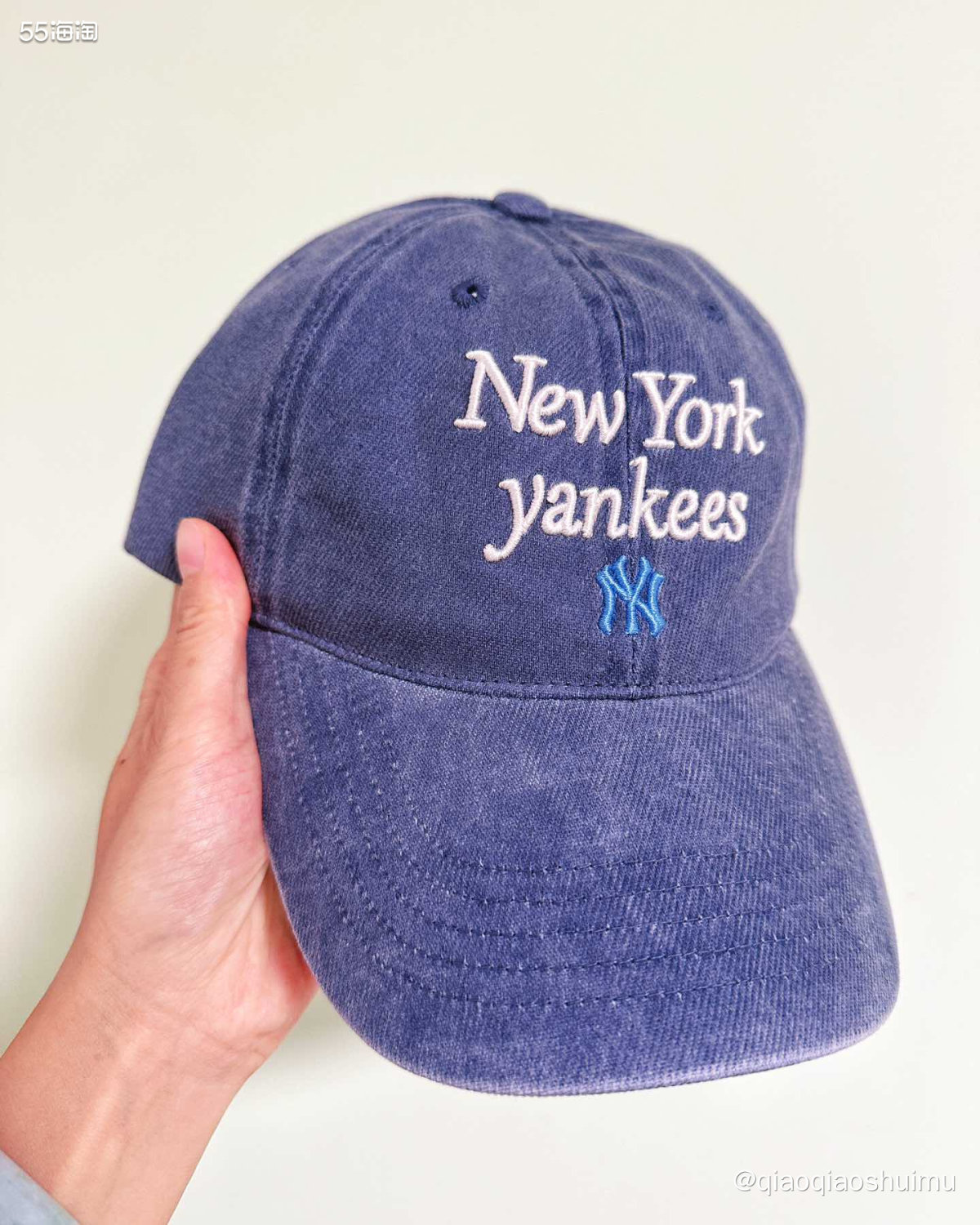 其实这顶是这波“买帽子行动”里下手比较早的，但因为是代购的，