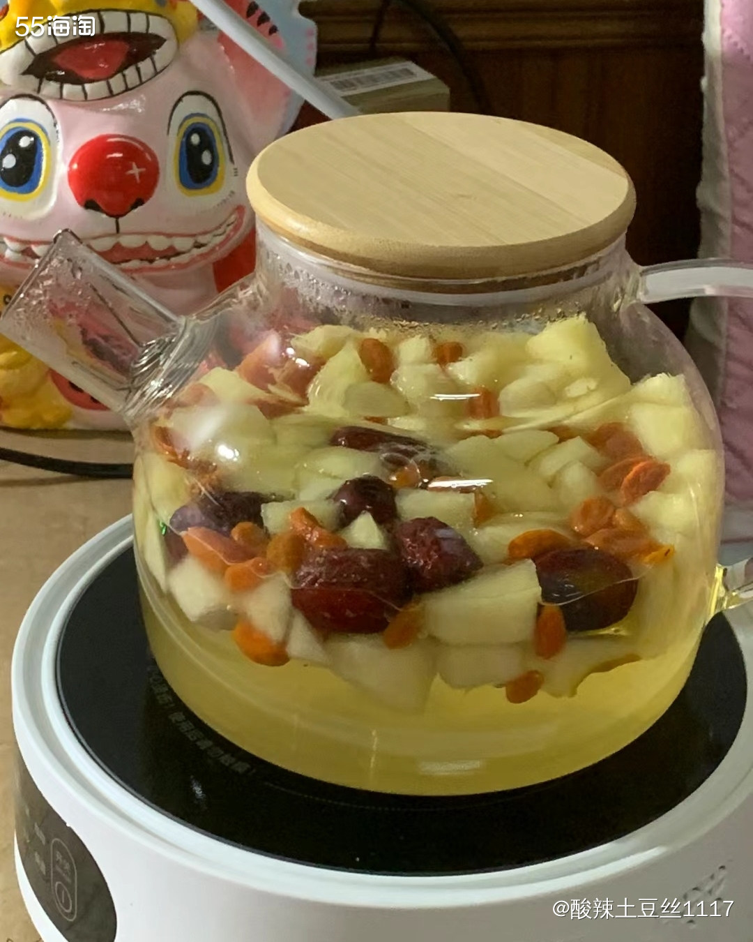 秋天来了，年纪大了，感觉养 生真的提上日程，我觉得煮一壶雪梨