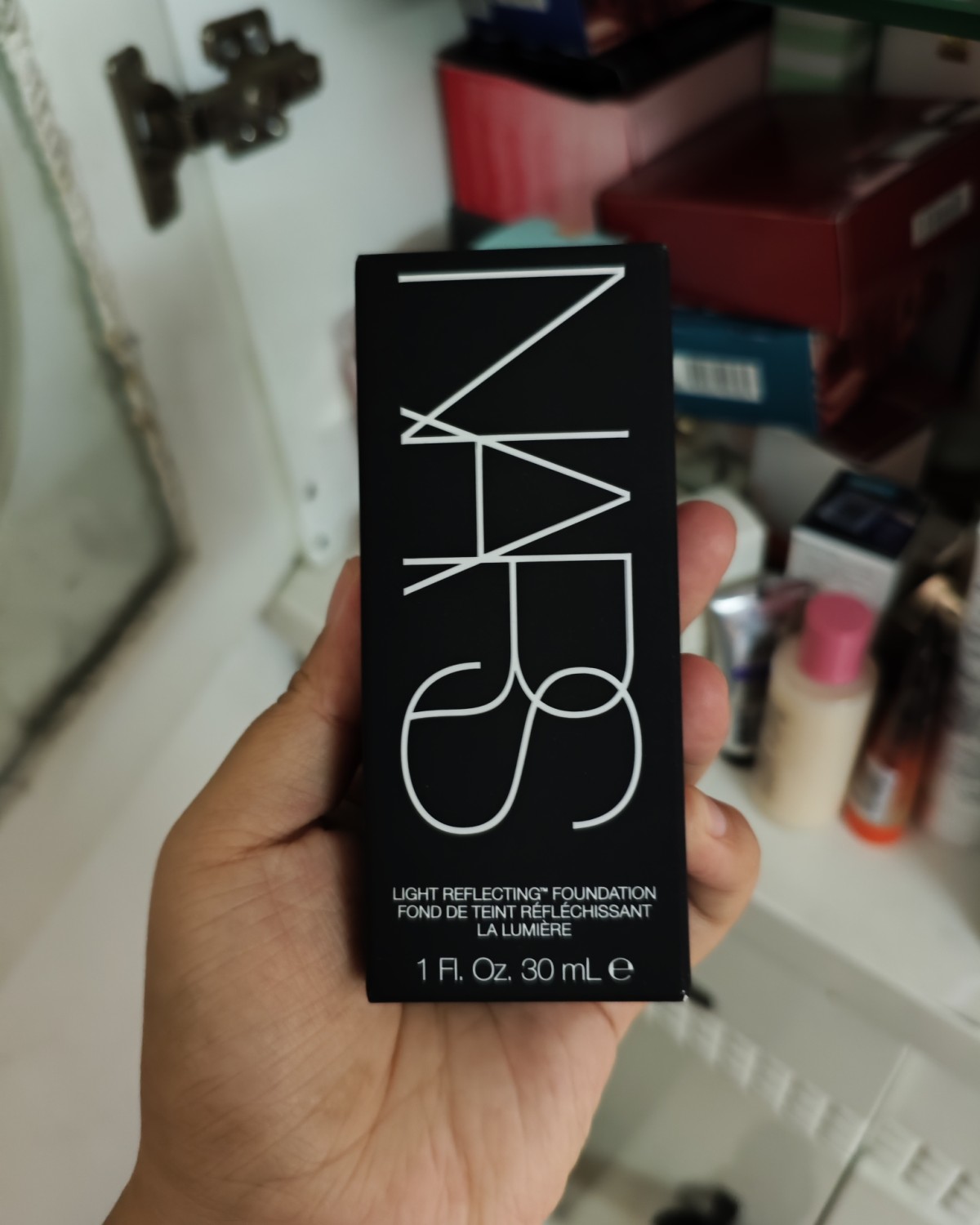 上一次那么火的粉底液感觉还是很久之前的单品了，dw或者ysl