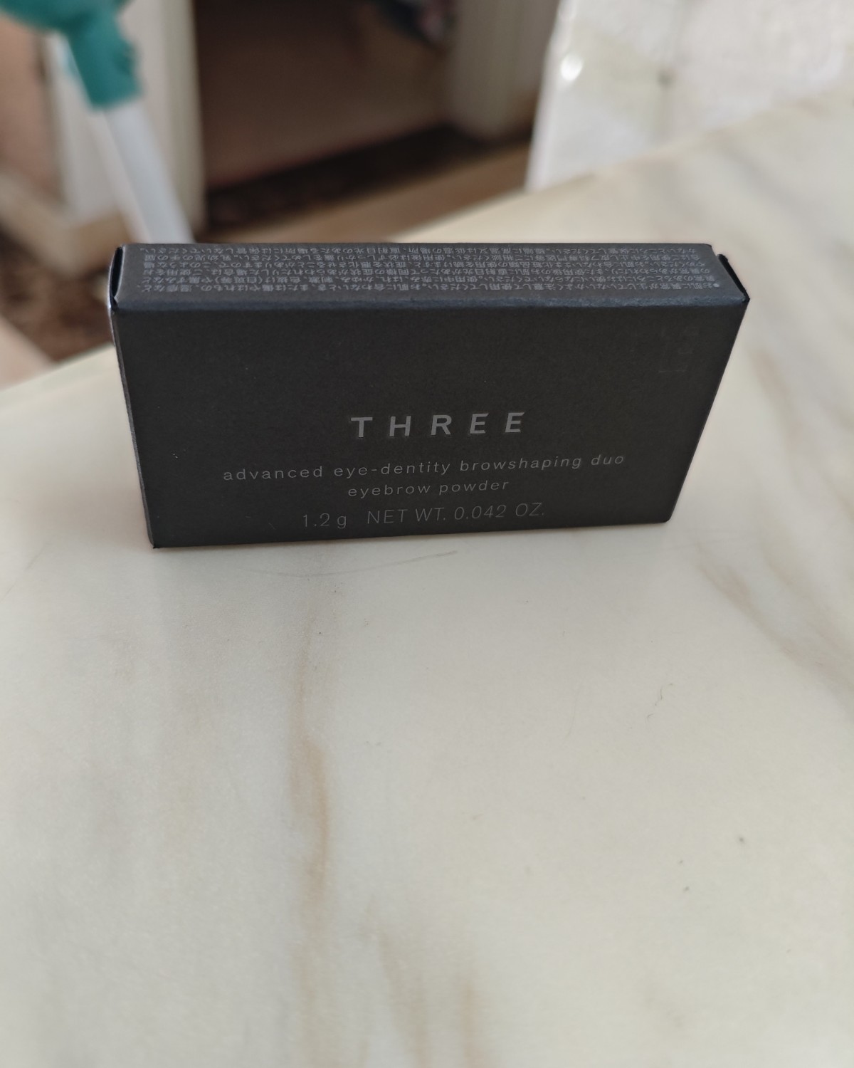 对比眉笔，眉粉是非常经用的，以前我买过kate家的，这次看到