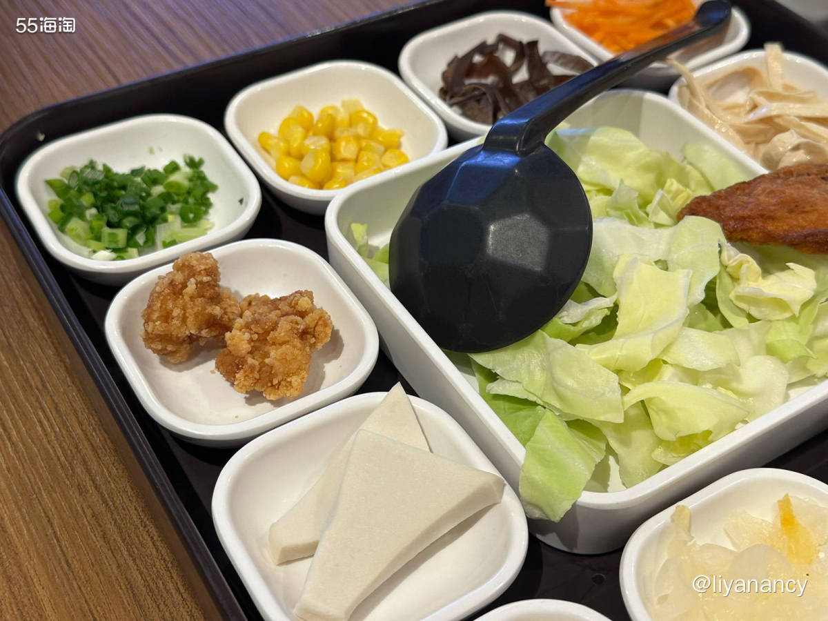 城市特种兵打卡的一天，为了节省时间吃的都是简餐，中午吃的是连