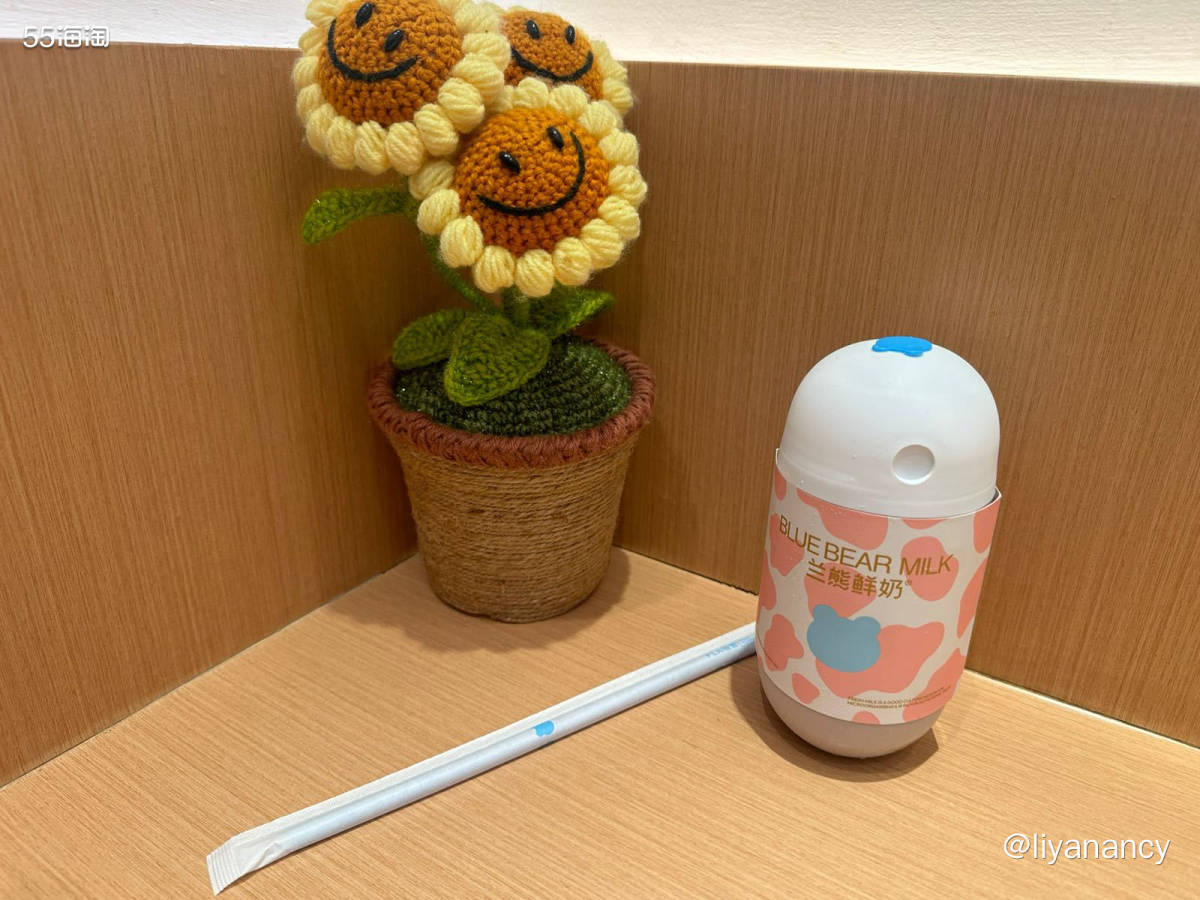 逛街的时候就喜欢买杯甜水边走边逛， 也可以说是夏天留下来的习