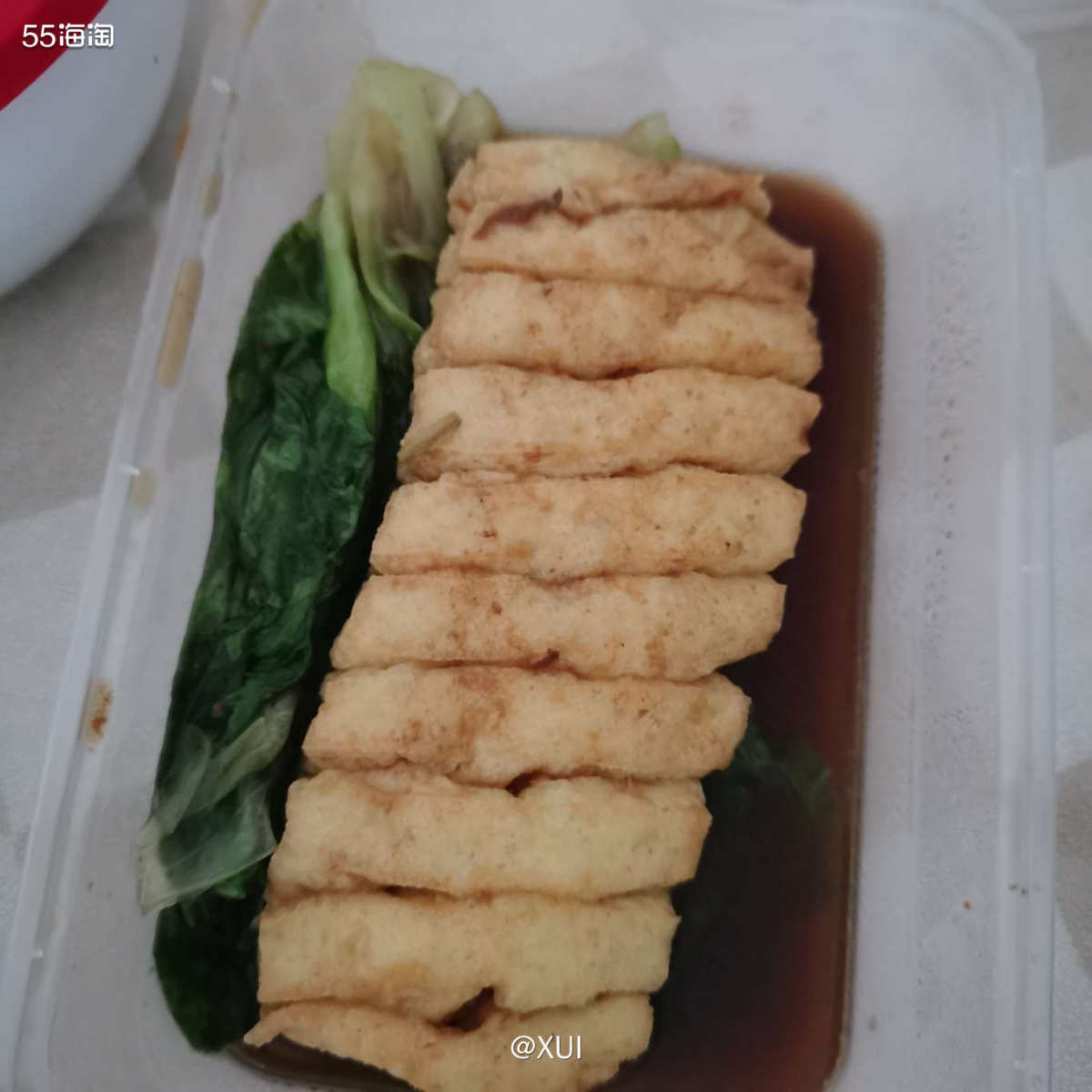 前几天我爸不在家吃饭，我又不想做饭，就去外卖了一份啫啫鸡煲，