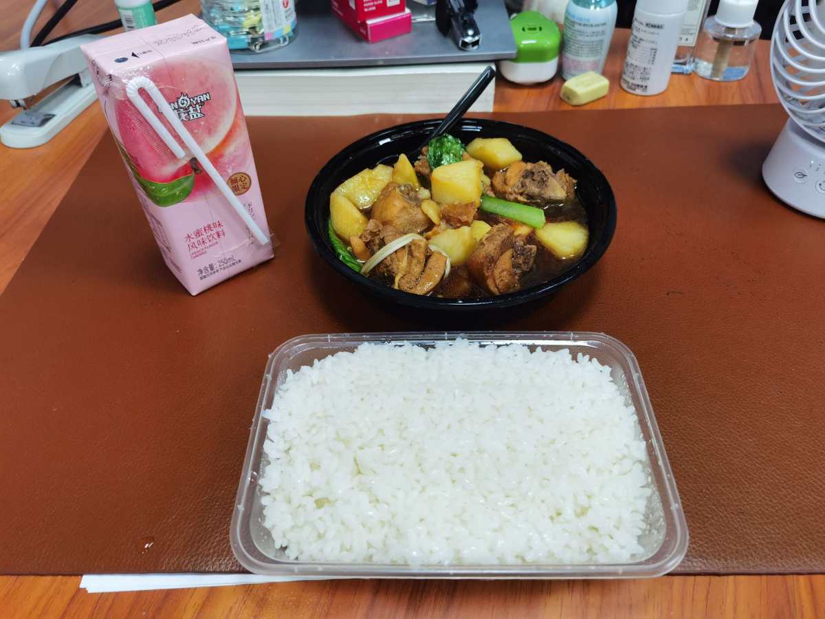 🌸突然发现这个月外卖点的好多，还严重踩雷了两次，值得一篇吐