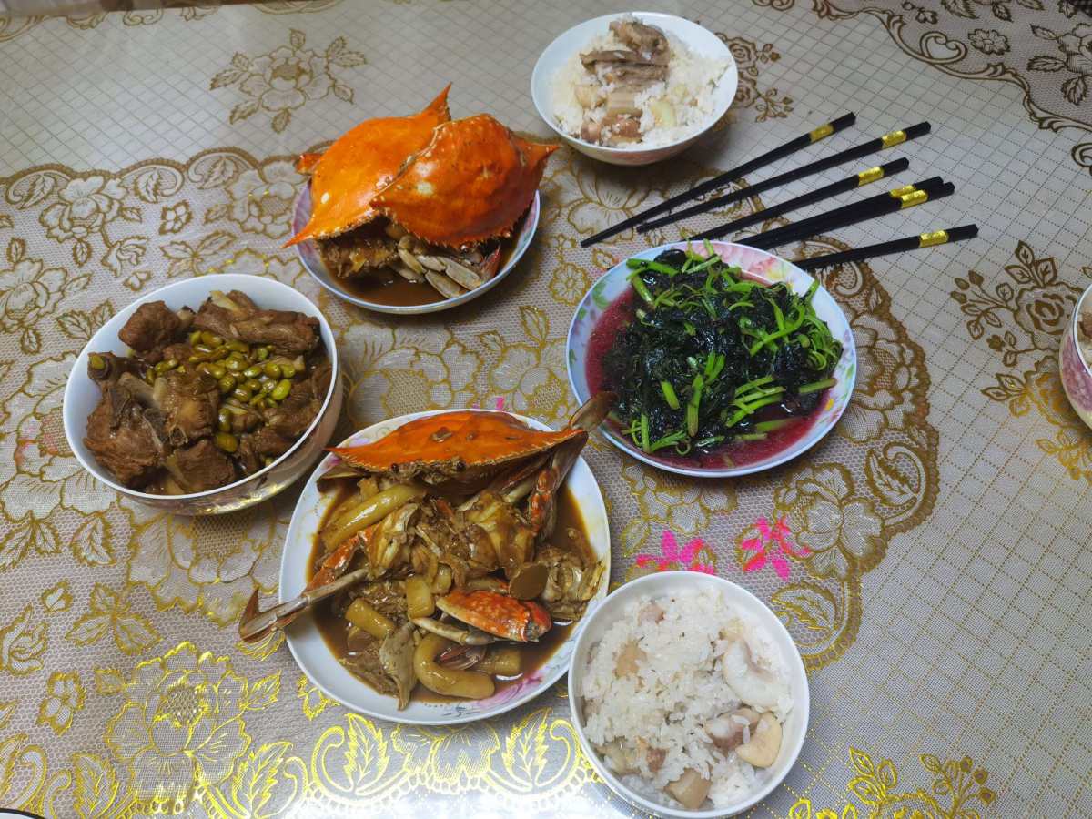 🌸中秋没和我爸妈一起吃饭，那周末肯定要安排上啦，光明正大回