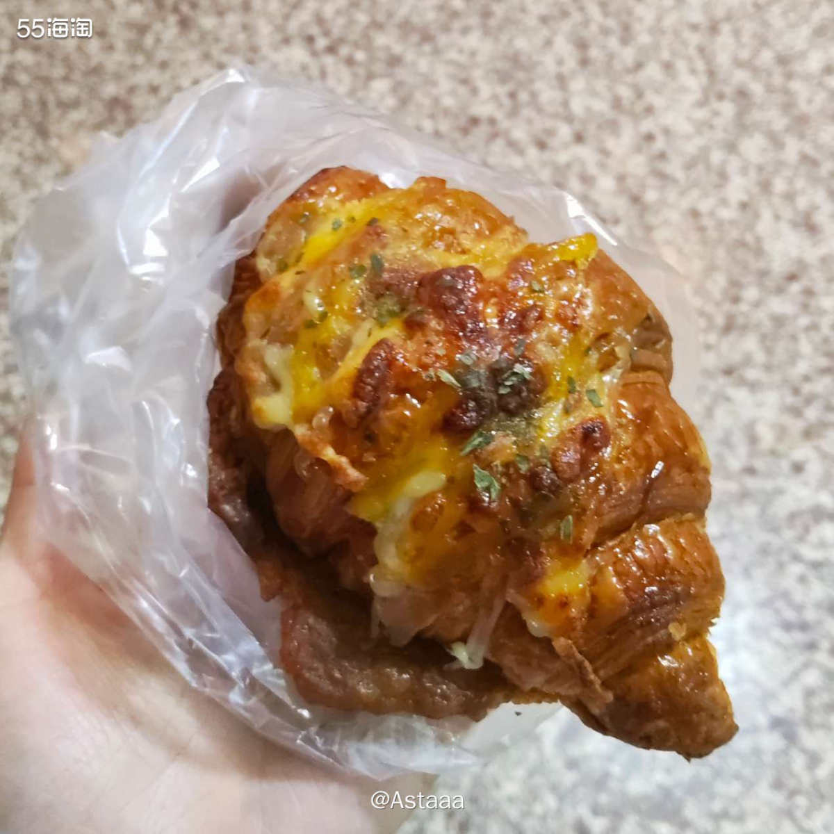 不知道有没有姐妹也有同样的感受，现在约了越多的网红面包，网红