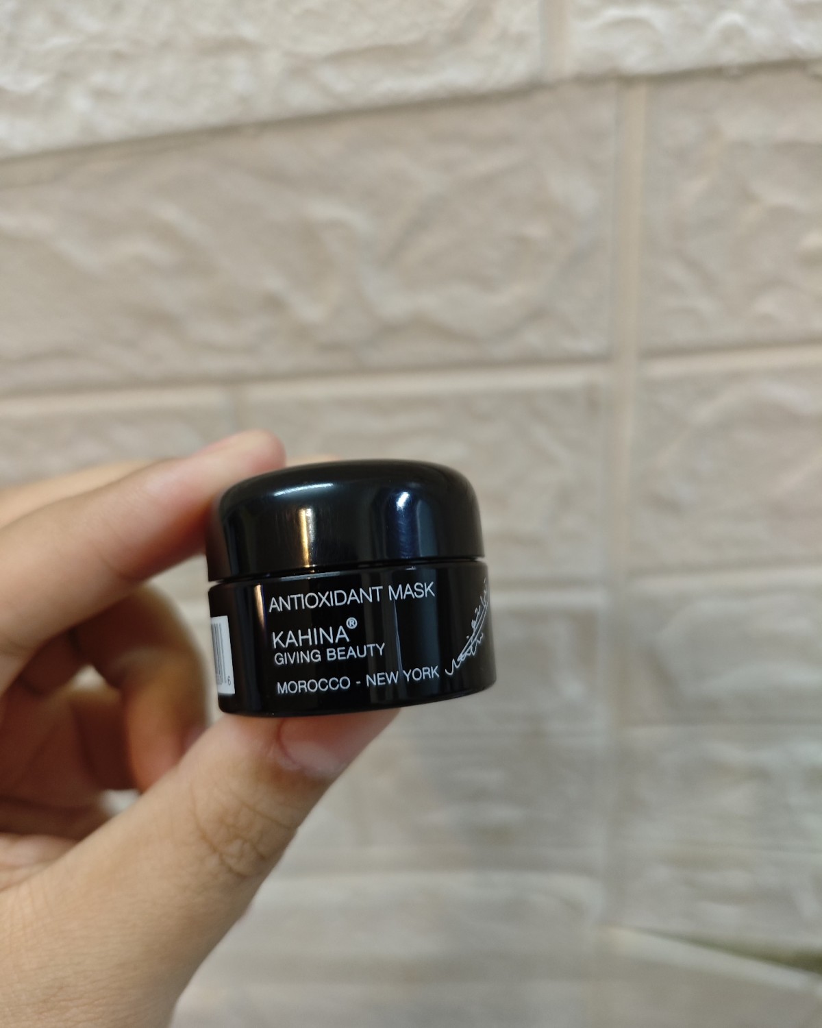 这个**是被章小蕙带火的品牌，她很喜欢带货一些小众品牌，甚至