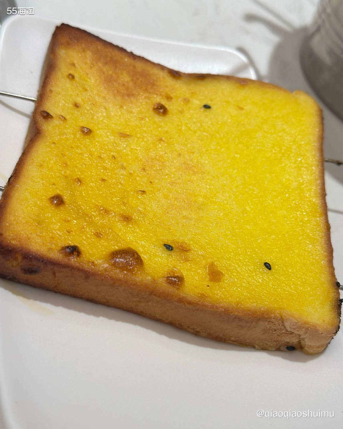 今天因为工作上的烂事儿，烦得要死。中午没怎么吃饭，晚上饥肠辘