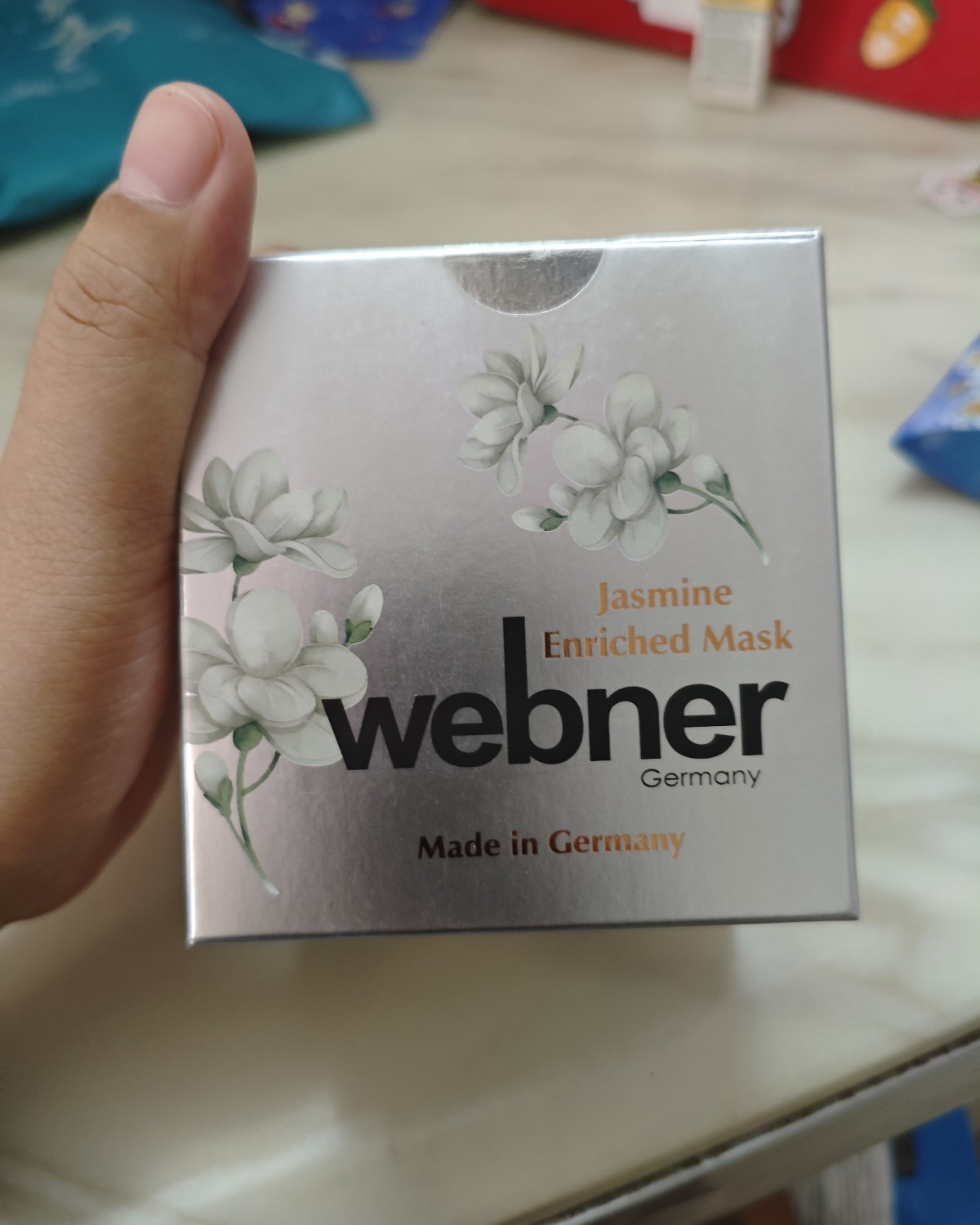 就是我真的很喜欢各种涂抹式面膜，所以当知道webner家有的