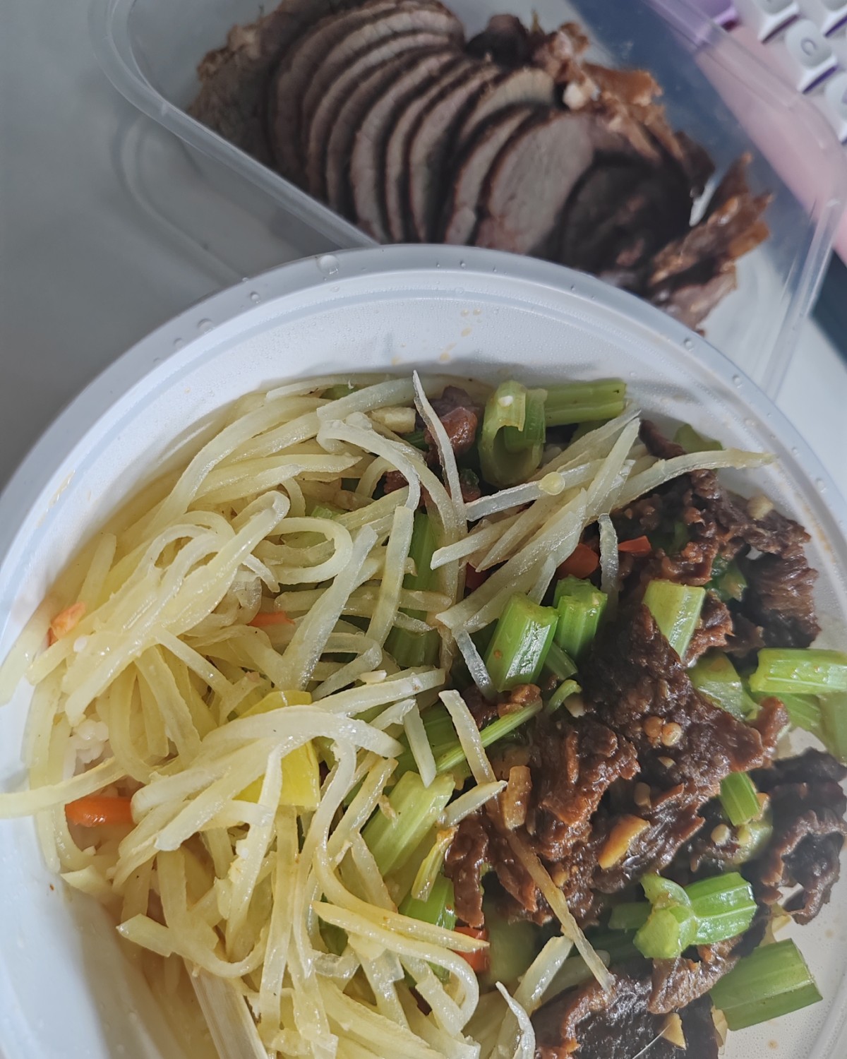 社畜出去浪完了，回来还是要兢兢业业的打工的呀，但是吧工作日的