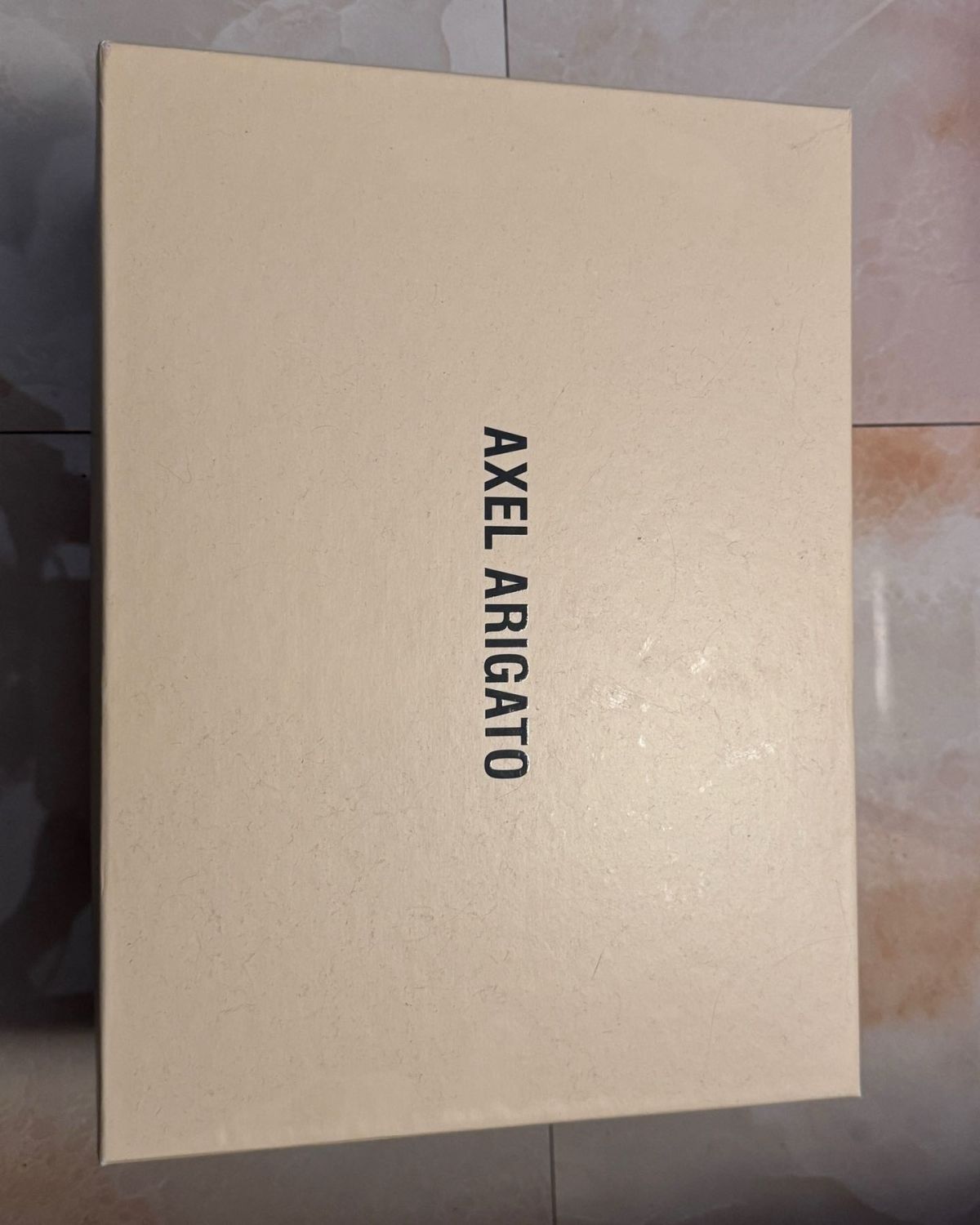 在shopbop上下单了这款鞋，折扣很好！九百多入手鞋呢！5