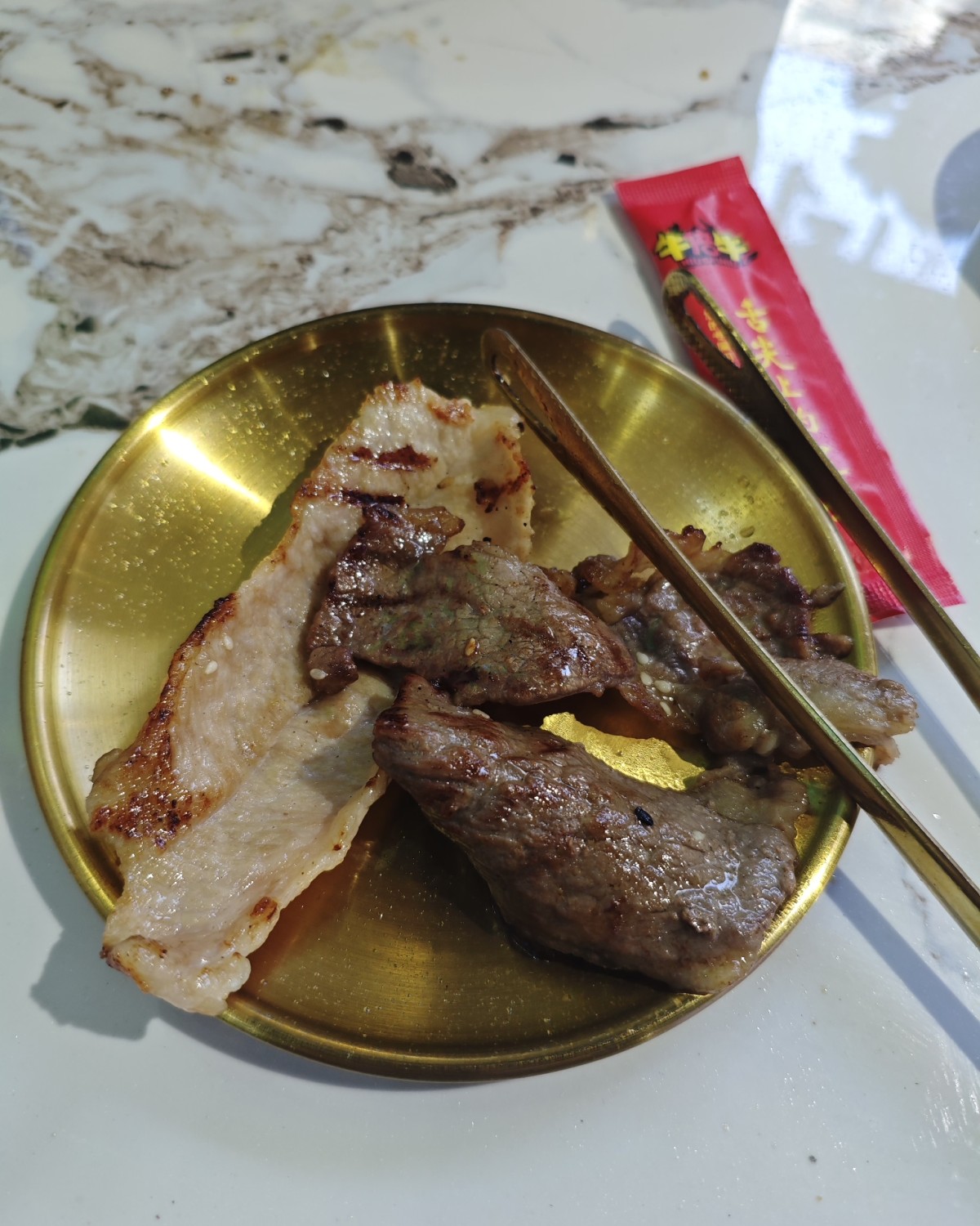 跟老公跑到深圳罗湖办事，在八卦岭这边有一条街的美食非常好吃，