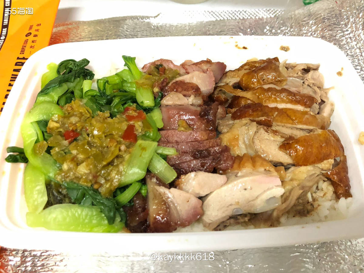 打工人早出晚归大早没时间做饭带走，中午就叫了外卖而且55还能
