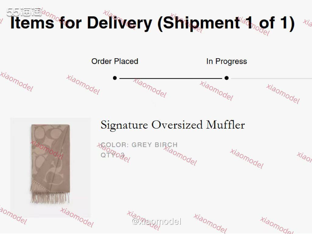 😀说来也巧，正好去年囤的coach围巾最近都出完了，前几天