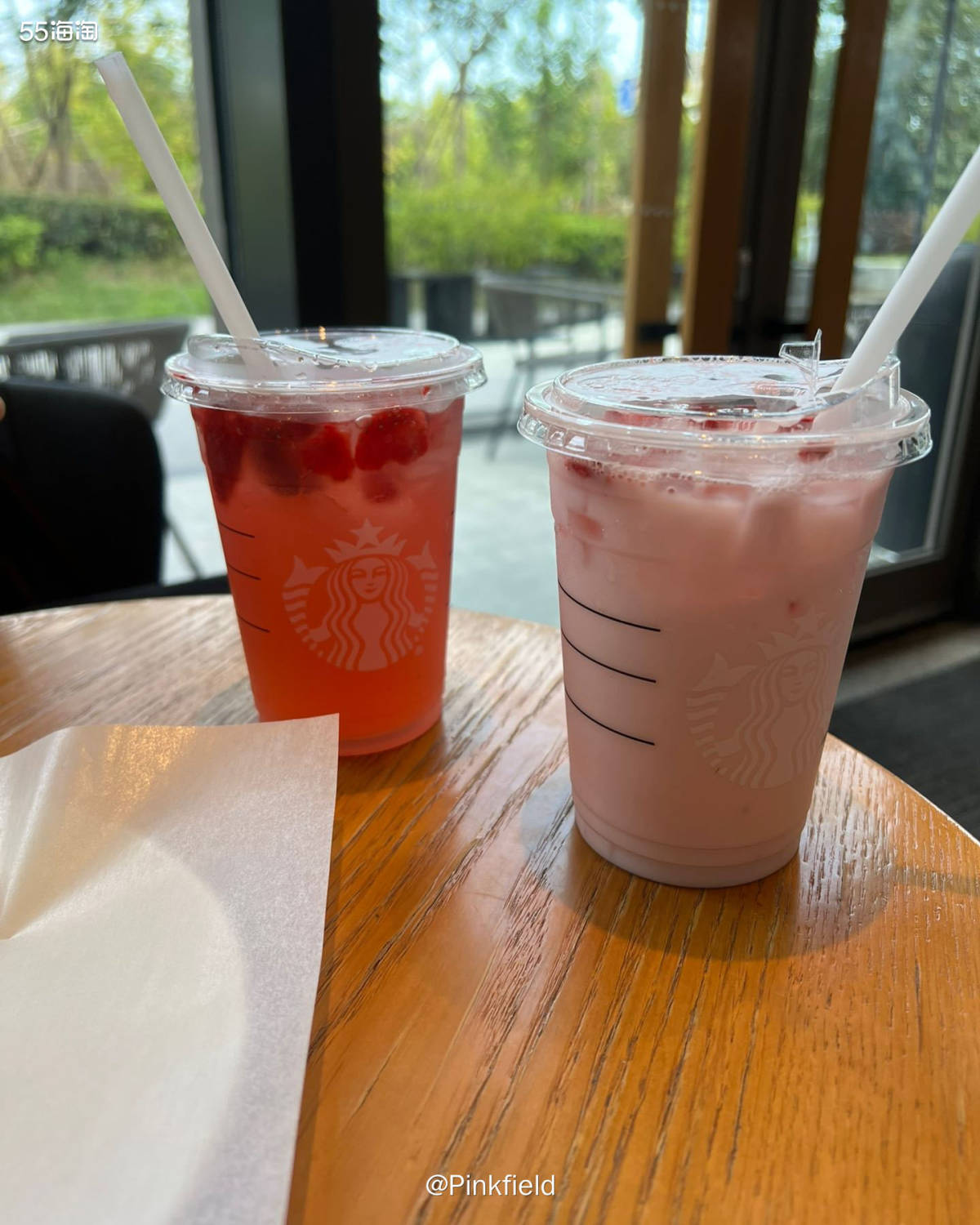 🍓这是前阵子跟老友吃完中饭后安排的下午茶，一般在商场吃完饭