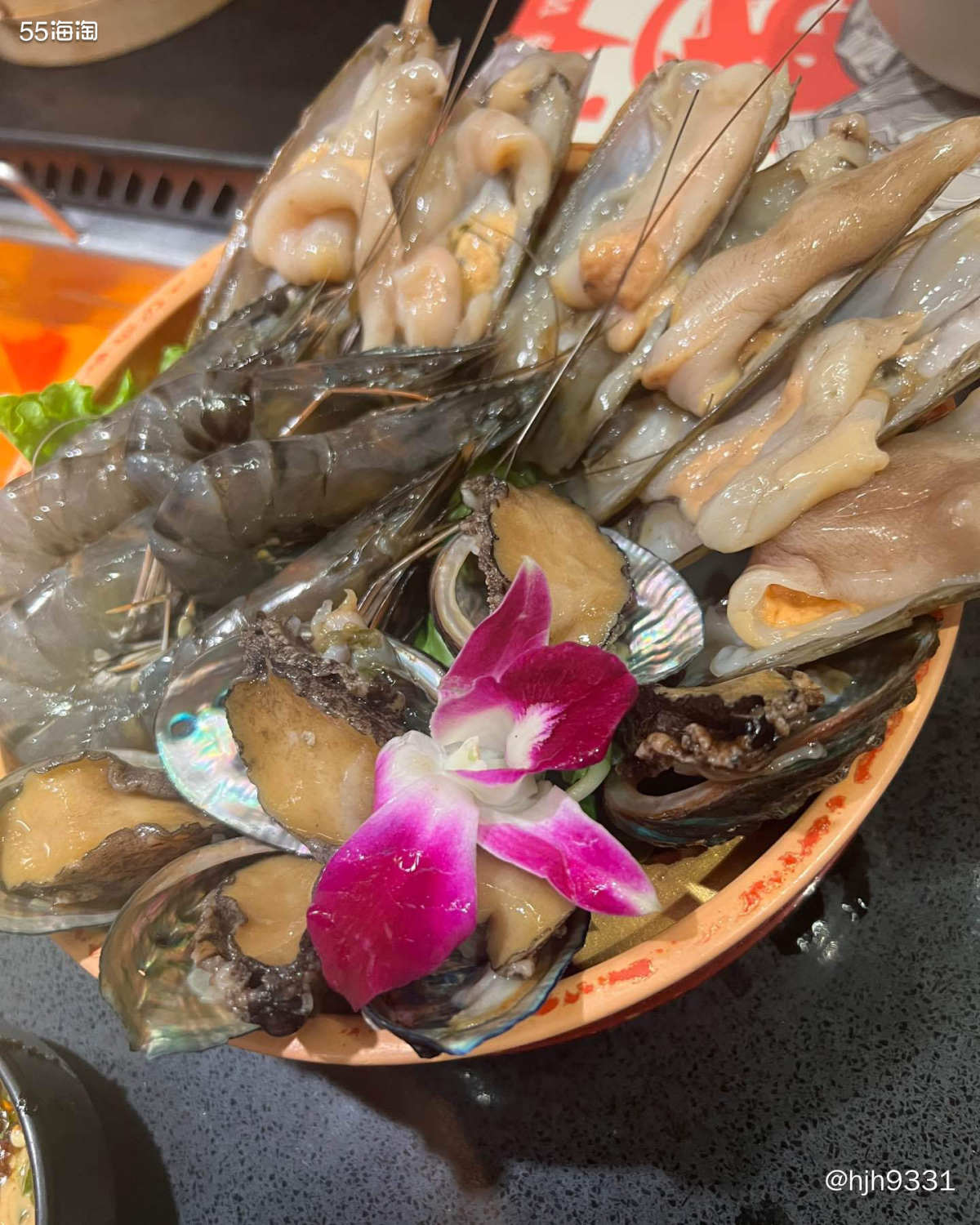 ✨上周发餐饮消费券，周末刚好我们要邀请朋友吃饭，所以每人抢到
