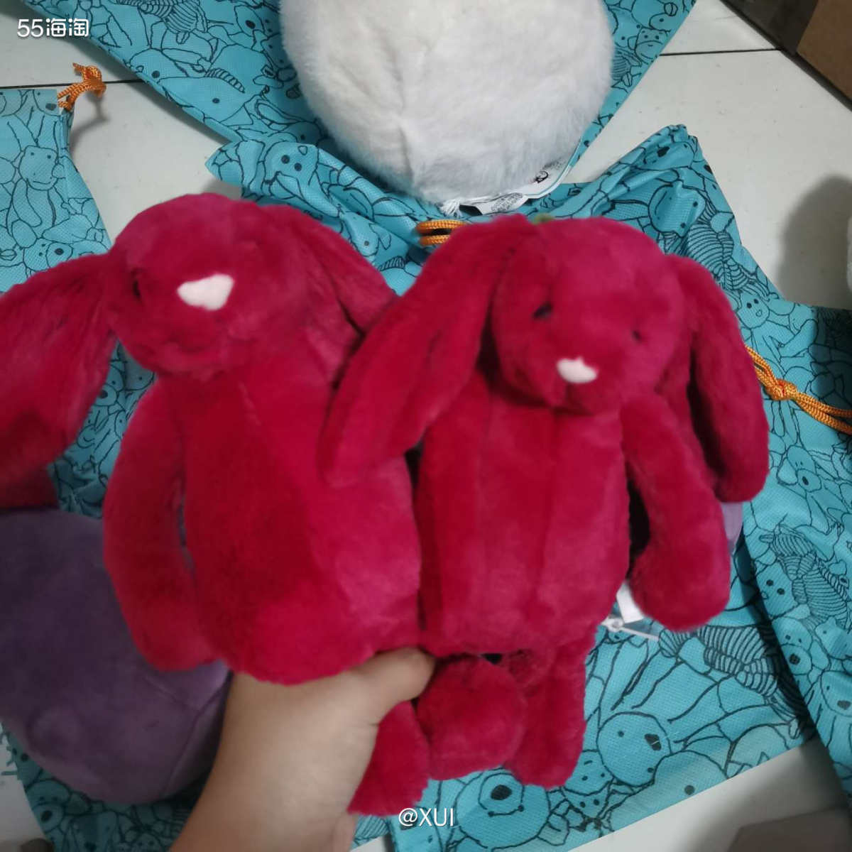 这一单买的还是jellycat家的圣诞新品，之前分了两波上新