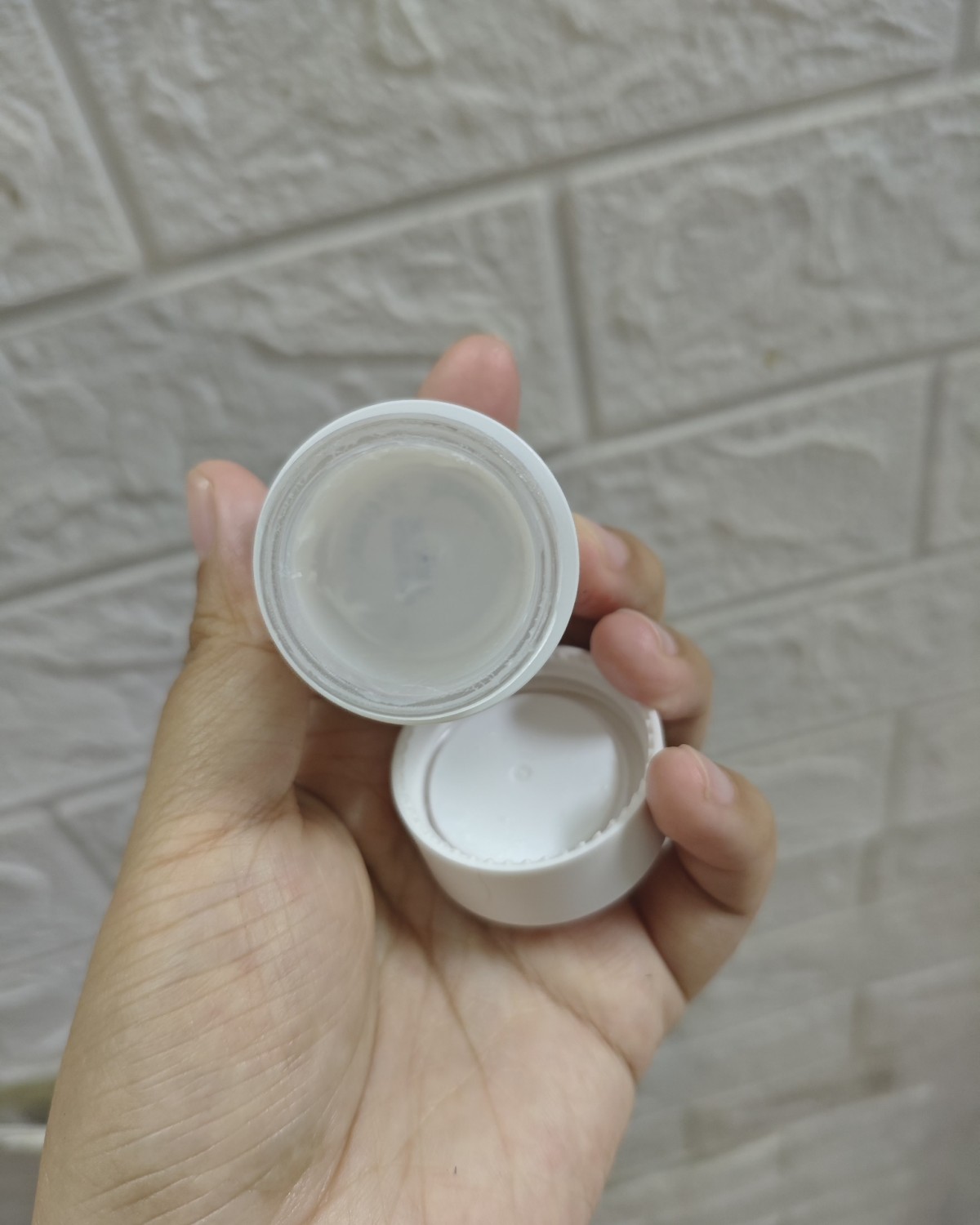国产高端里面最近大促我买了第十四章的面霜和听研次抛精华！面霜