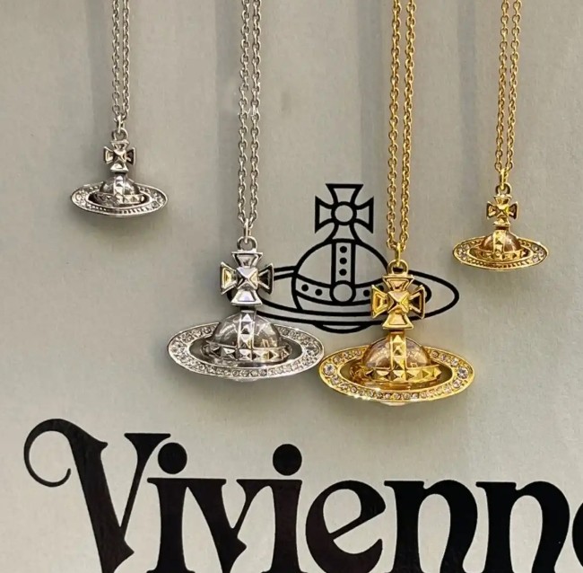 海淘直邮要比转运方便很多，可以直接邮寄到国内住址，不过直邮网