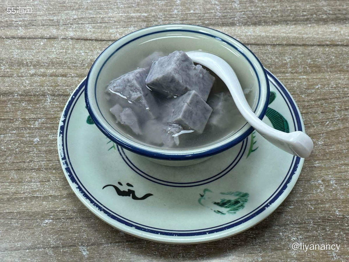 过来看演出经常会光顾的一家广东餐馆，他家有好吃的顺德小吃还有