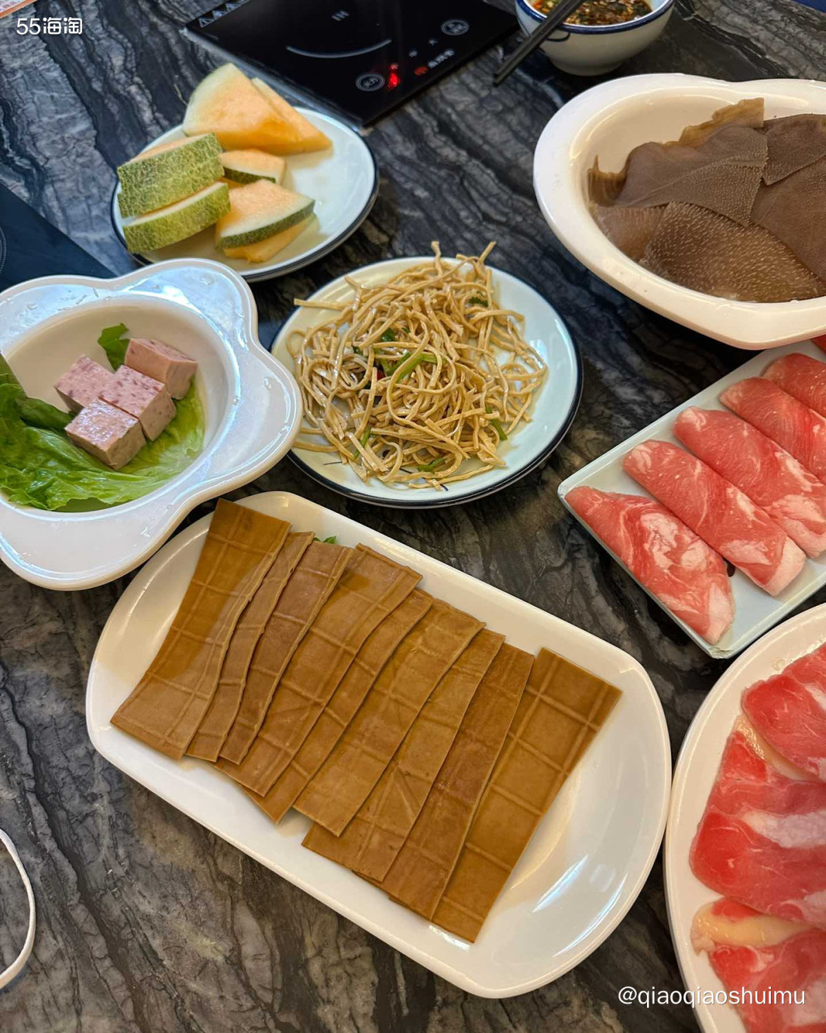 周末带娃去了趟南京，开启了近两天的特种兵之旅。 娃走到哪儿都