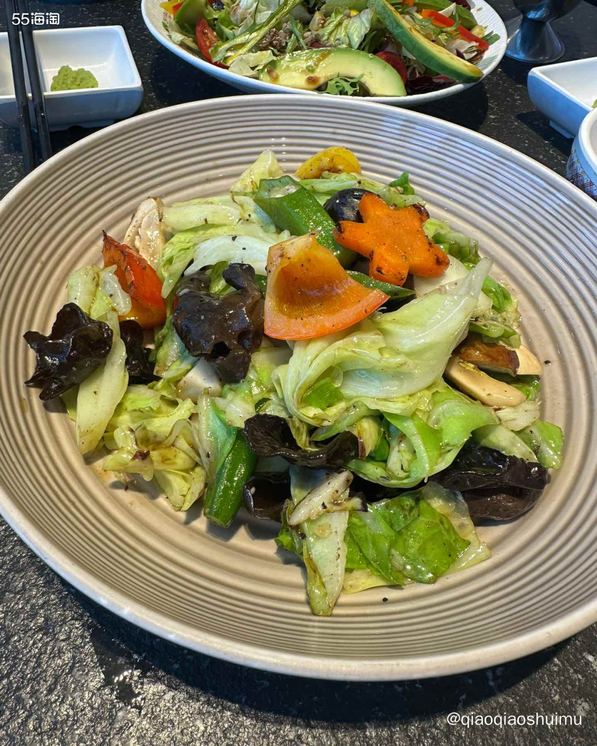 上周找了个中午跟爸妈约饭，去吃了好久没吃的将太无二。 妈妈想