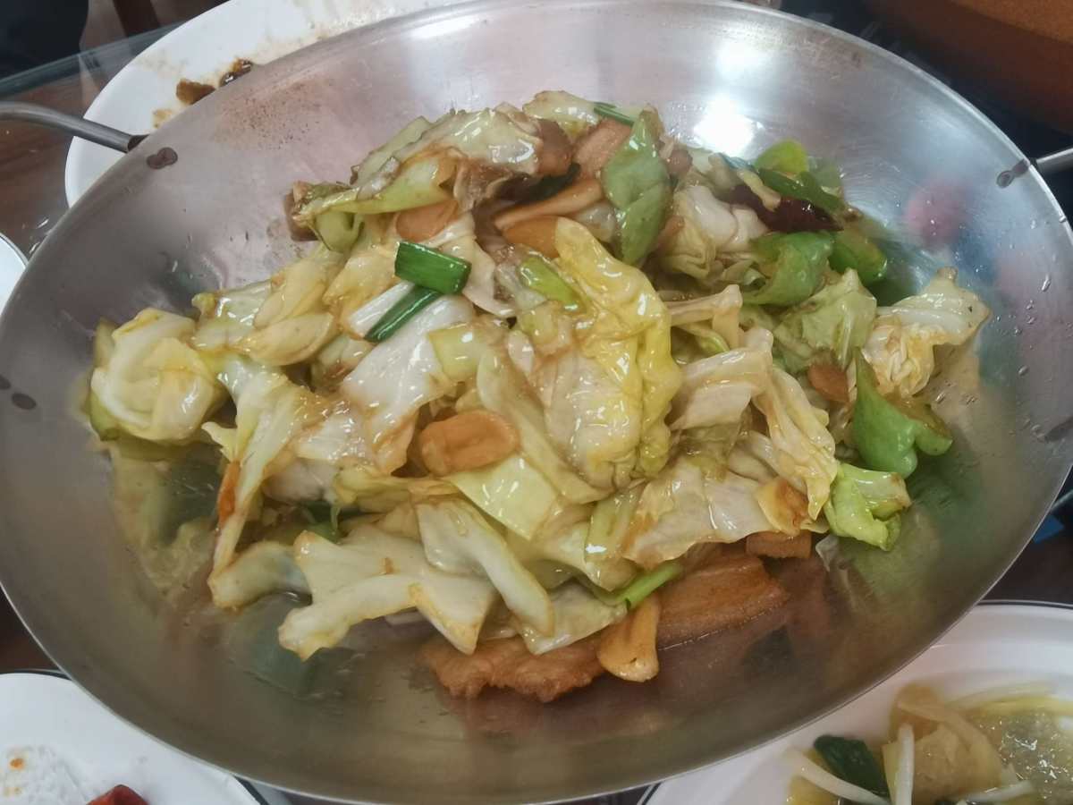 🌸公婆一直念叨着要去平湖羽绒城逛逛，上周六就安排了。我们离