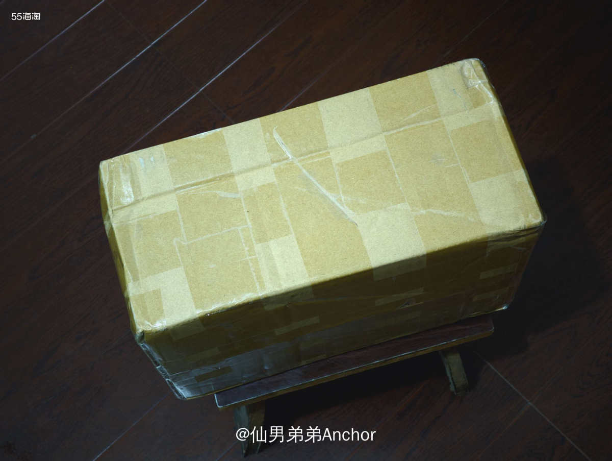 又是热乎乎的开箱！这次开箱的是日亚淘的亚瑟士是sky eli