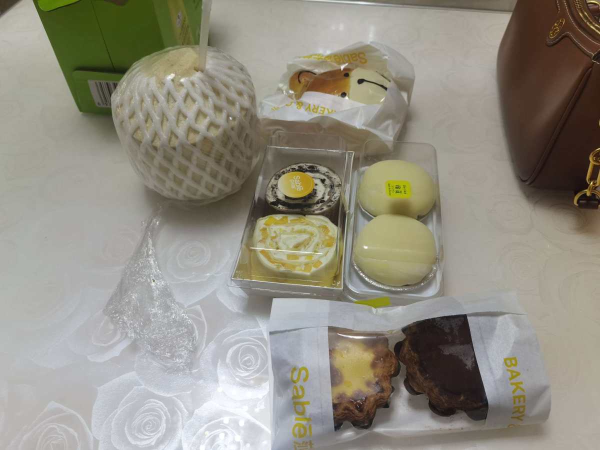 🌸自从搬家自己烧菜之后，真的好久没点和晚饭相关的外卖了，真
