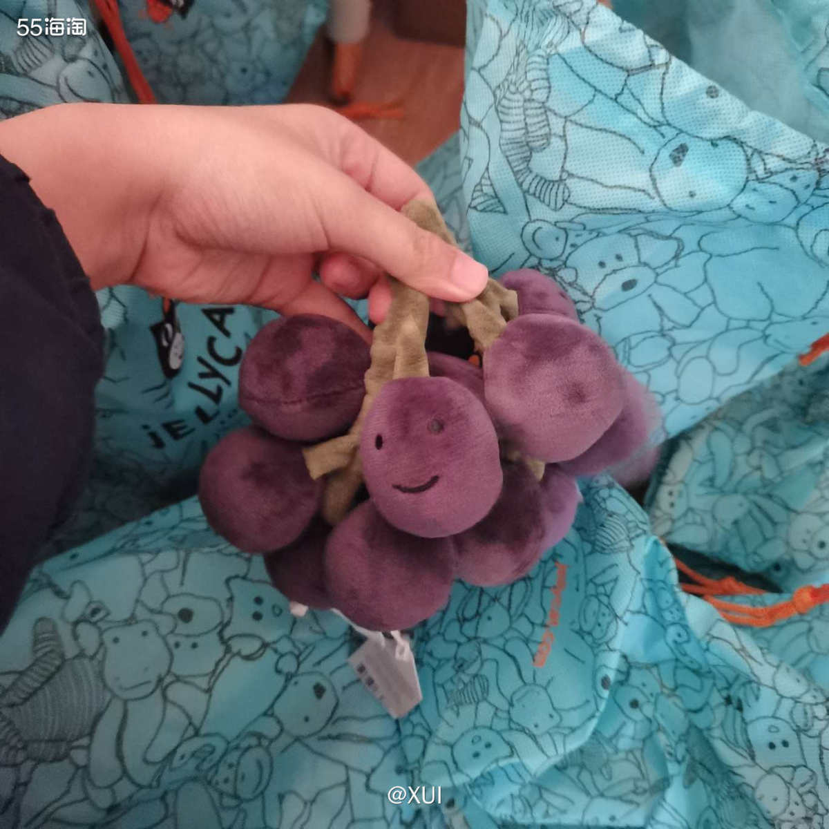 之前在jellycat官网胡乱买的一堆玩偶没想到发货了，东西