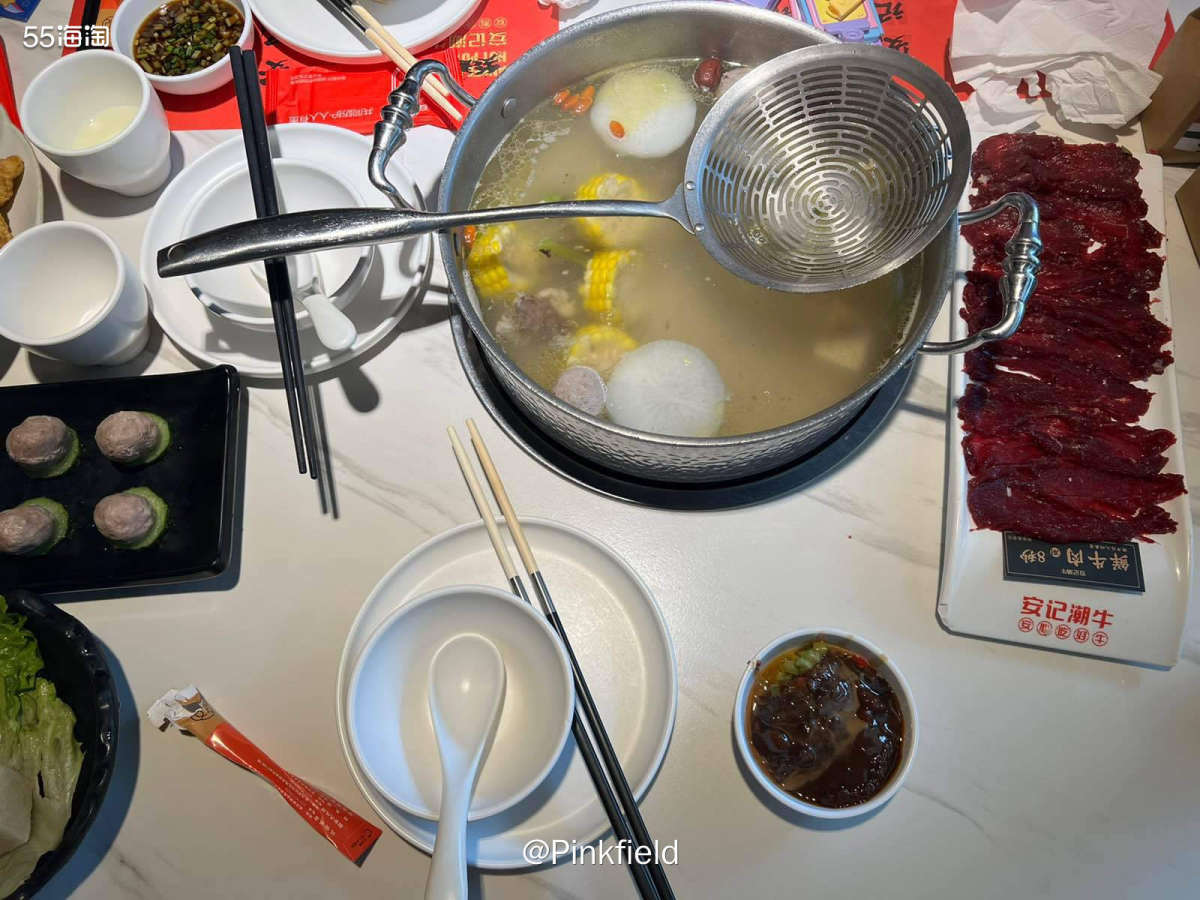 🍎好久没吃潮汕牛肉火锅了，12月24日跟好友约饭，安排上了