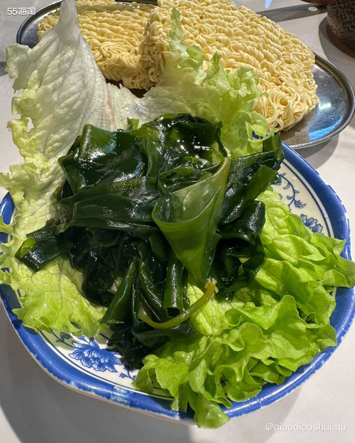 这几天特别想吃贵州酸汤火锅，昨天去了一家，还排了一会儿队呢。