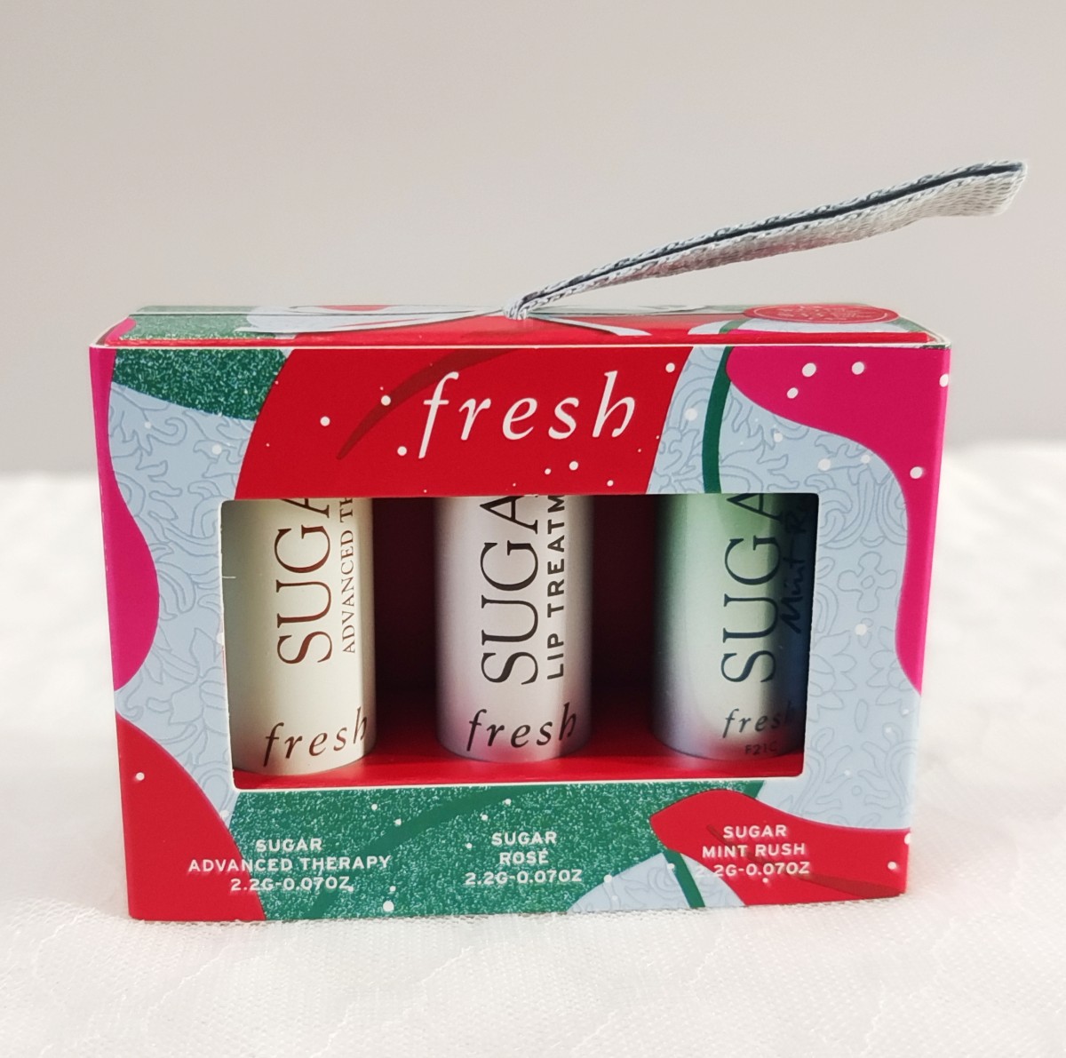 护肤养肤技巧：秋冬的干燥天气会让嘴唇干燥或唇炎复发，Fres