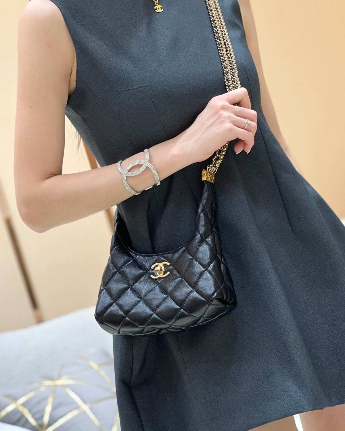 chanel链条hobo高级手工坊系列腋下包n种背法