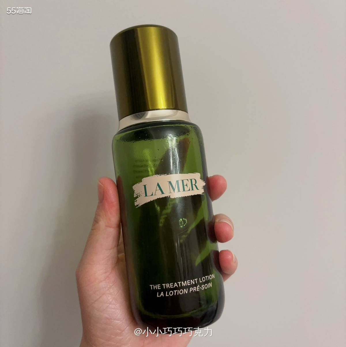 冬季的爽肤水我也喜欢用稍微粘稠一点的，精粹水用着就很不错，滋