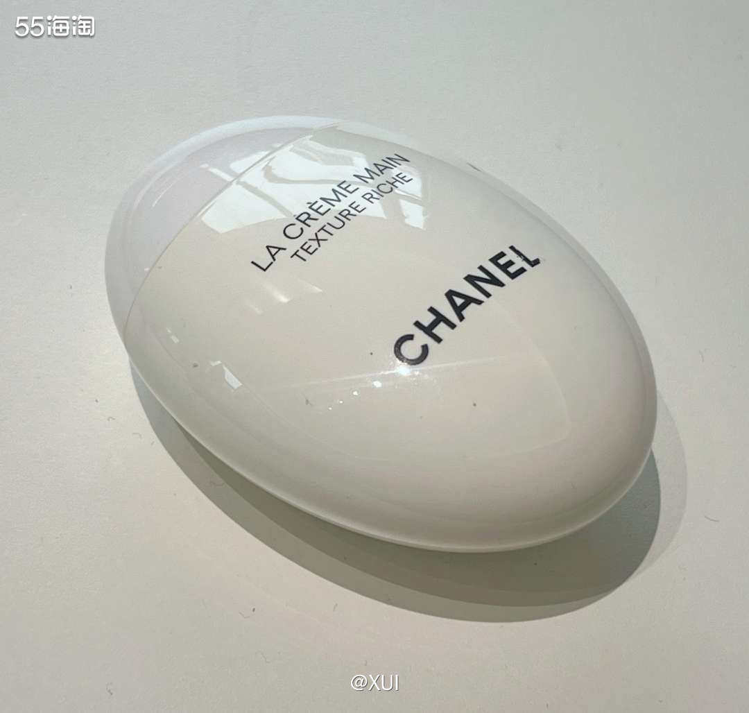 这也是帮别人下单的香奈儿产品，每次有卡不知道买啥买香奈儿就对