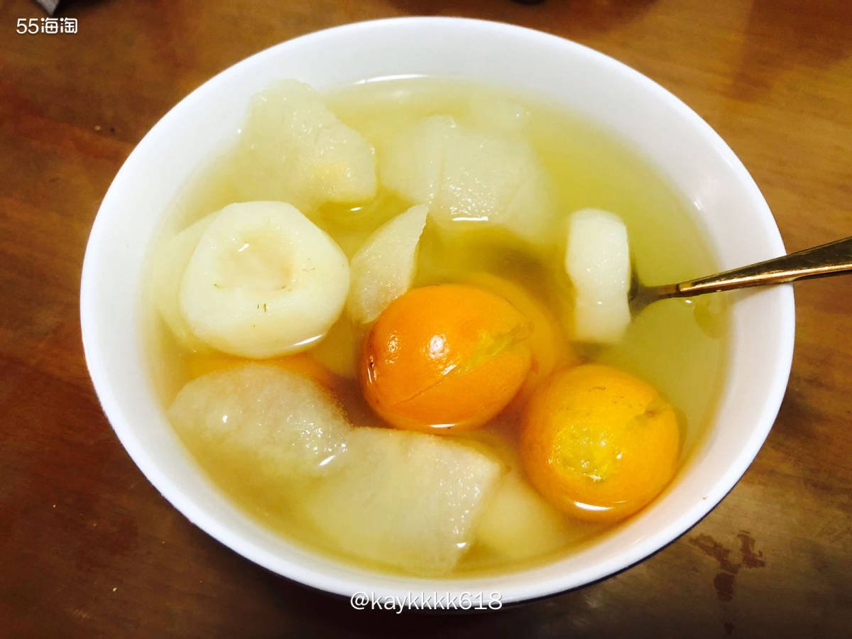 这两天时气反反复复容易着凉就会咳嗽😷保暖很重要但是来点润肺